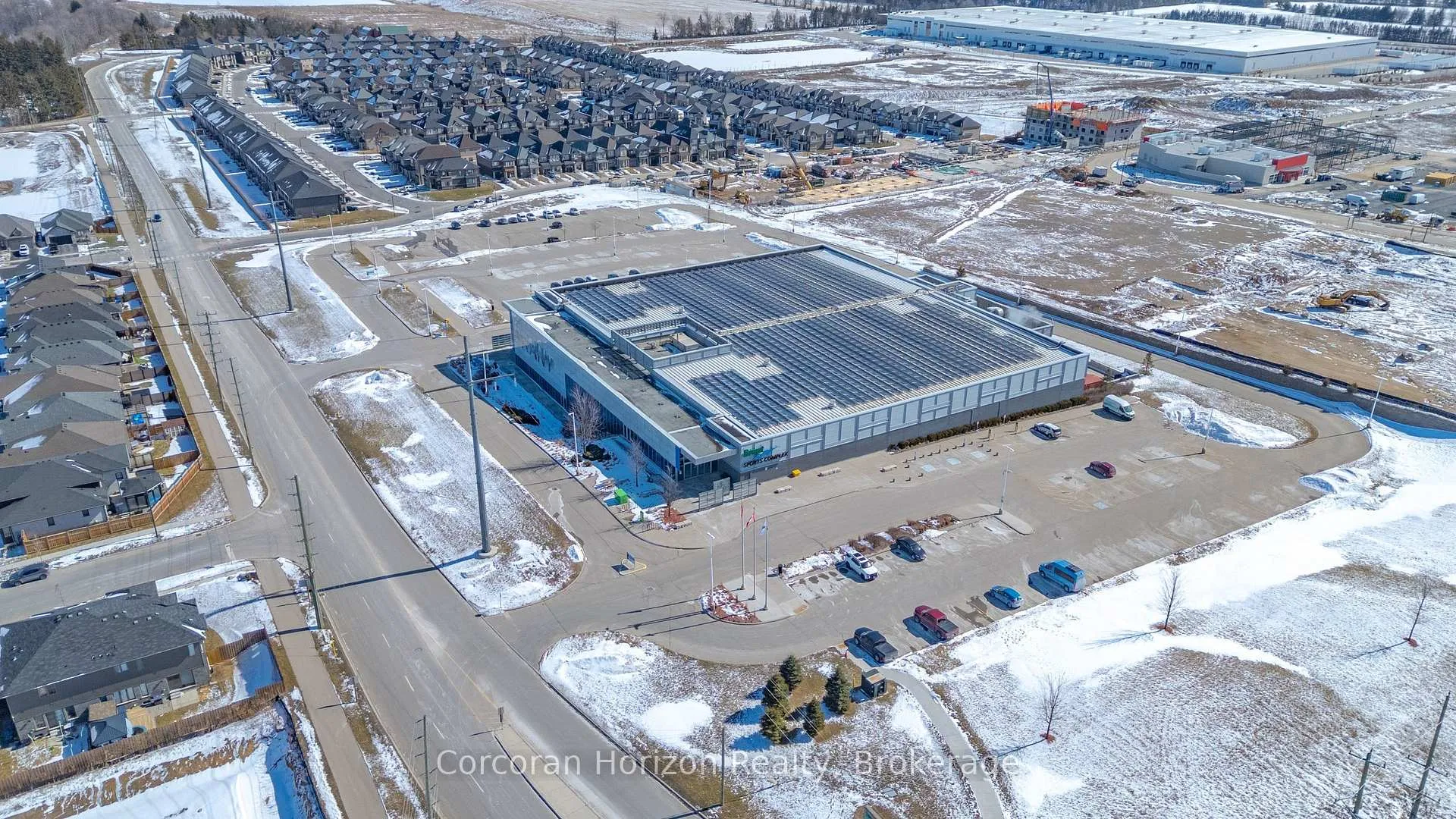 Photo 24 of 21 George Brier Drive W, Brant, Paris — HOMEH
