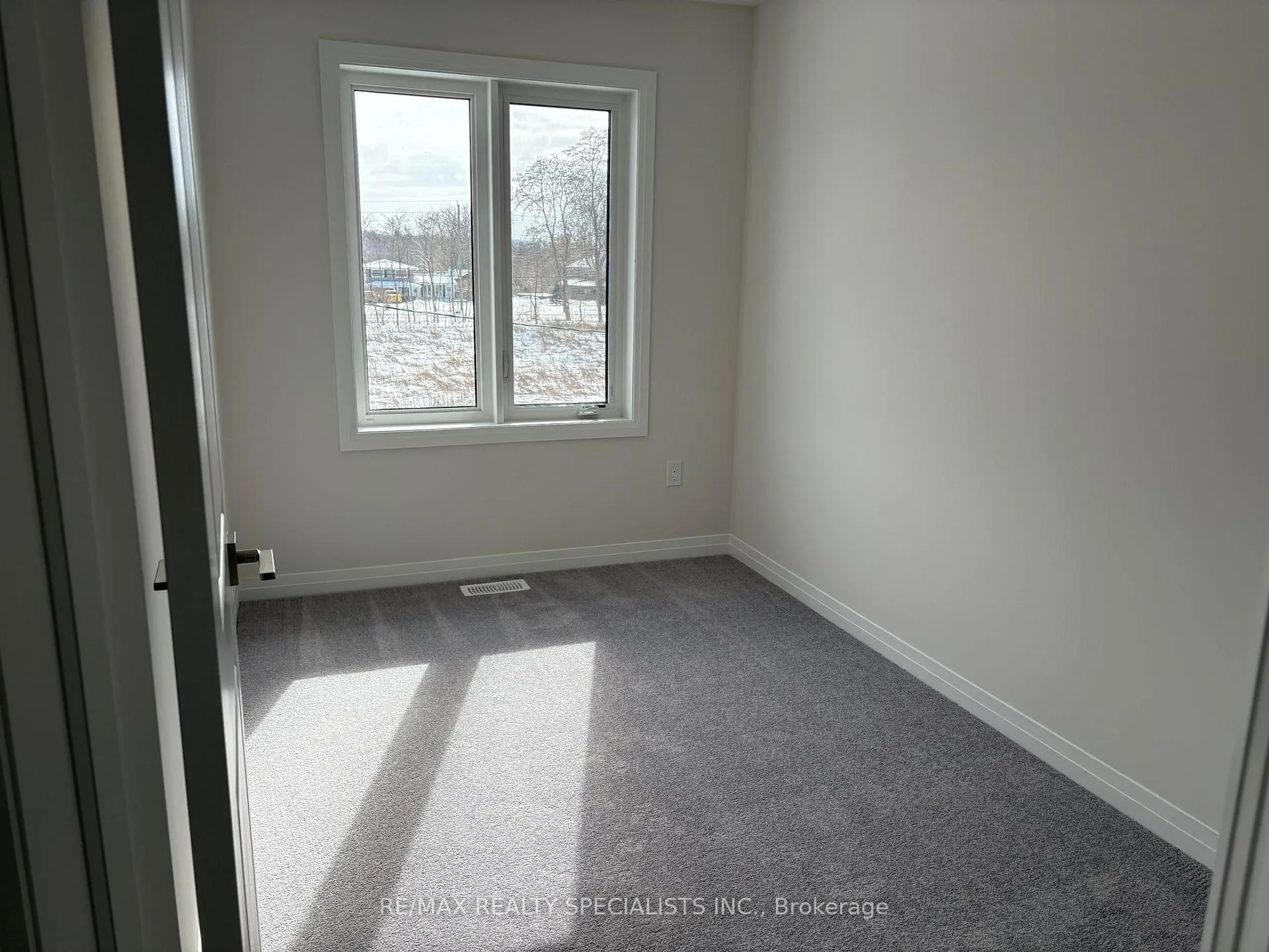 Photo 17 of Unit 15, 313 Conklin Road, Brantford — HOMEH