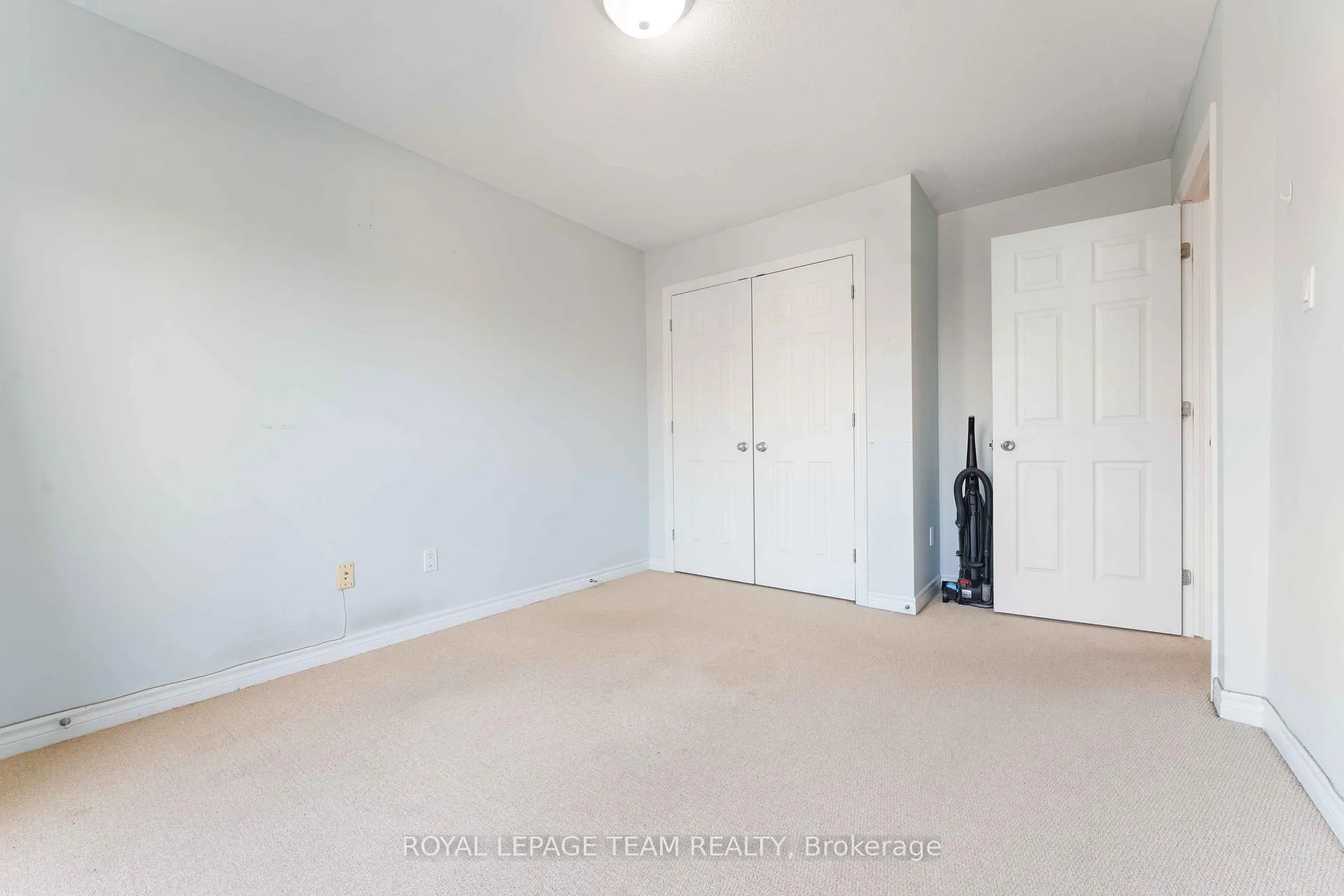 Photo 14 of 106 Whispering Winds Way, Ottawa, Mer Bleue/Bradley Estates/Anderson Park — HOMEH
