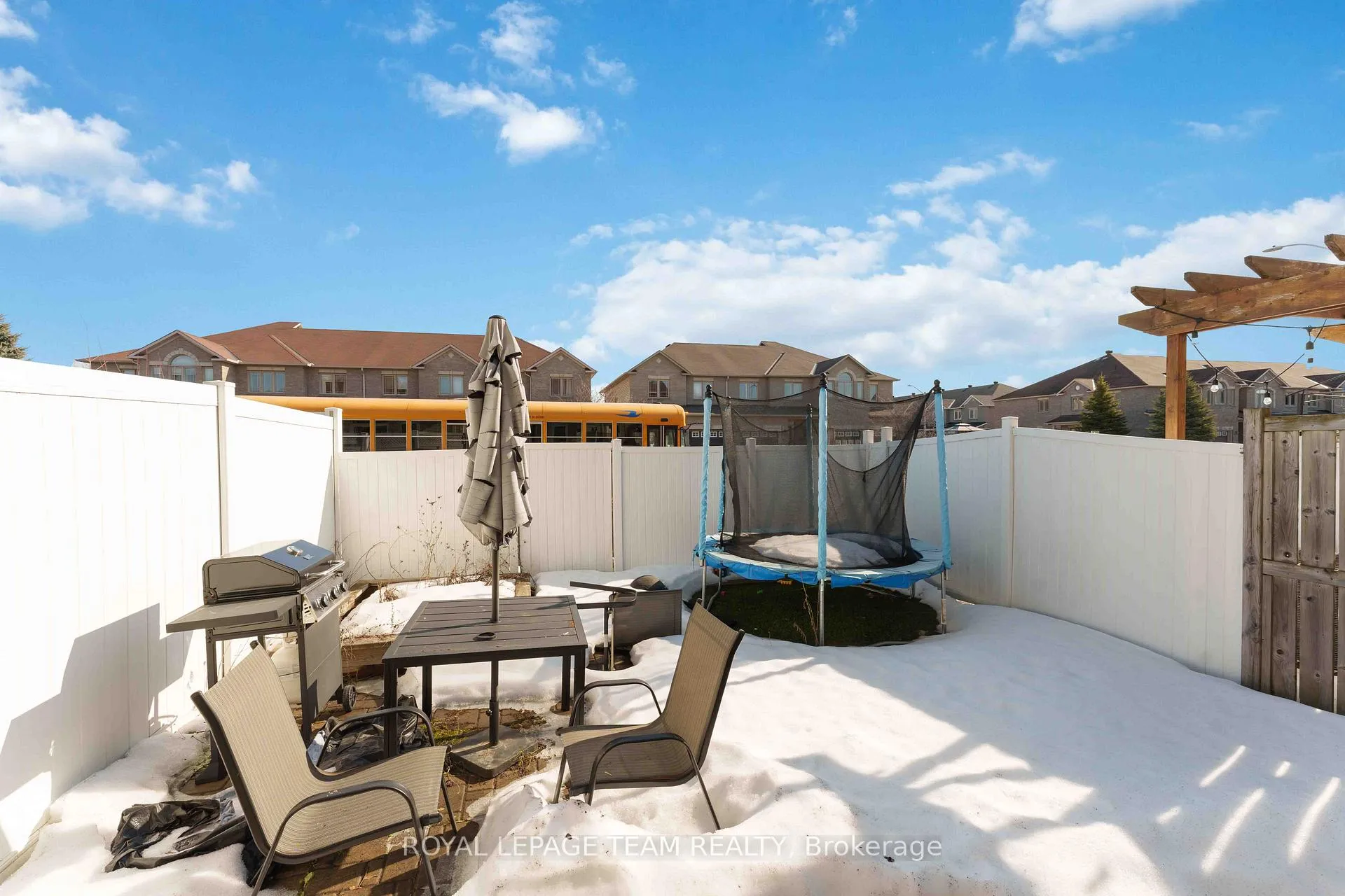 Photo 28 of 106 Whispering Winds Way, Ottawa, Mer Bleue/Bradley Estates/Anderson Park — HOMEH