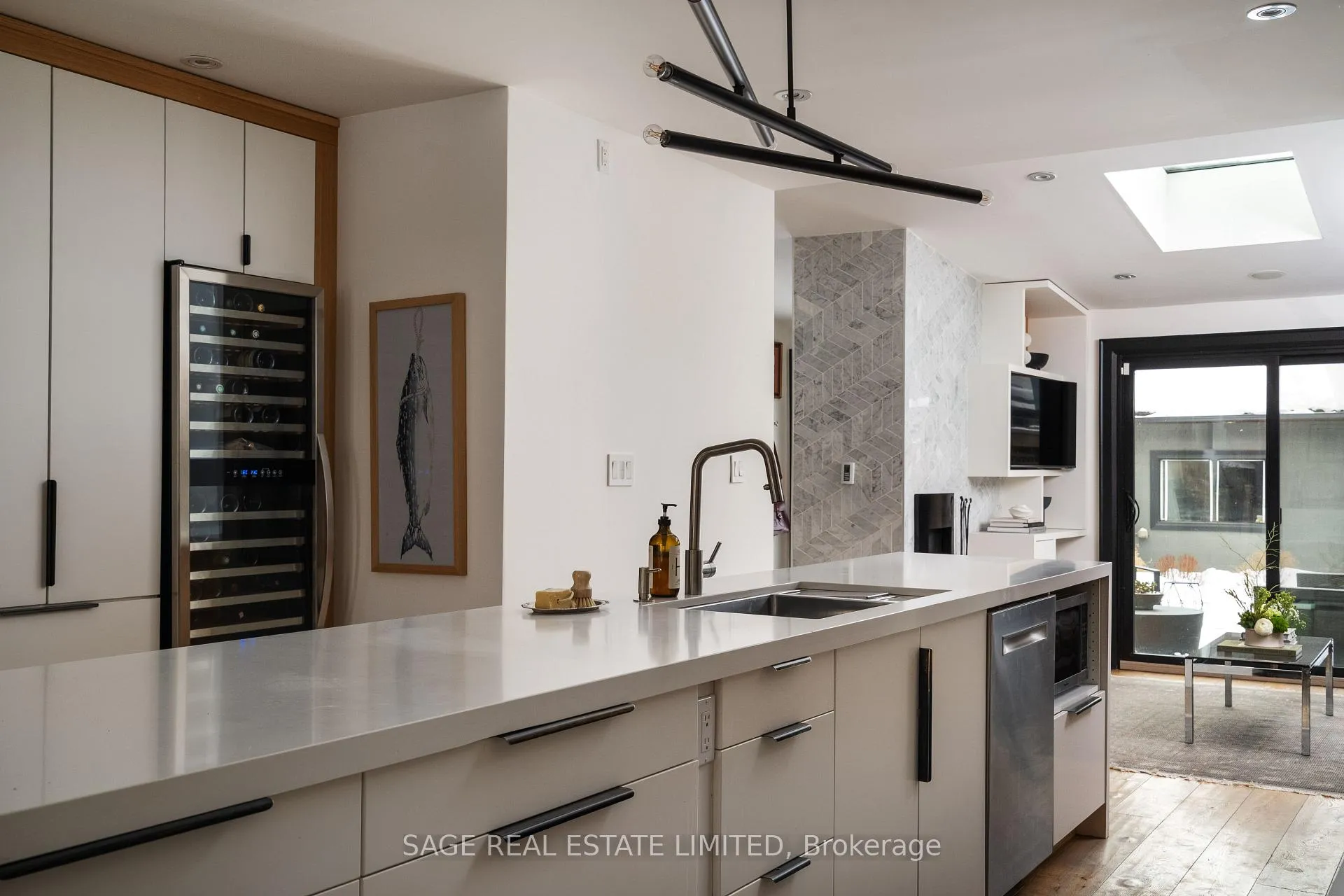 Photo 1 of 128 Argyle Street, Toronto, Trinity-Bellwoods — HOMEH