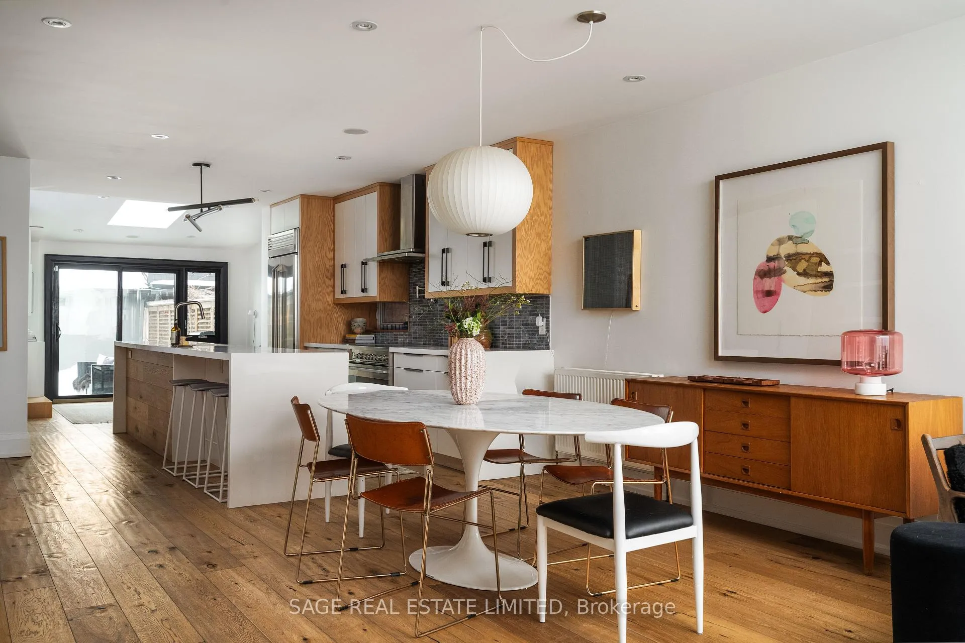 Photo 3 of 128 Argyle Street, Toronto, Trinity-Bellwoods — HOMEH