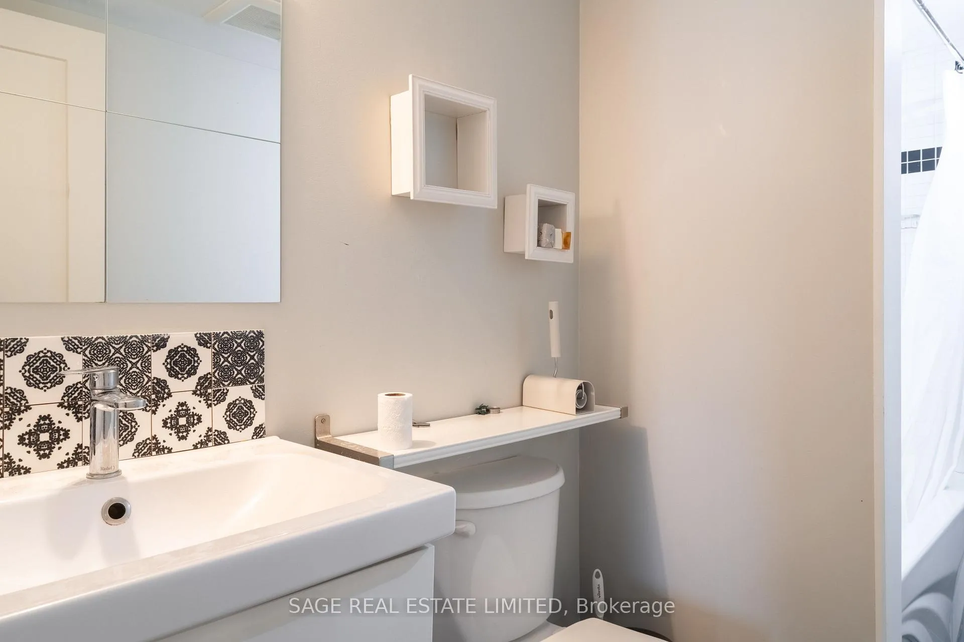 Photo 44 of 128 Argyle Street, Toronto, Trinity-Bellwoods — HOMEH