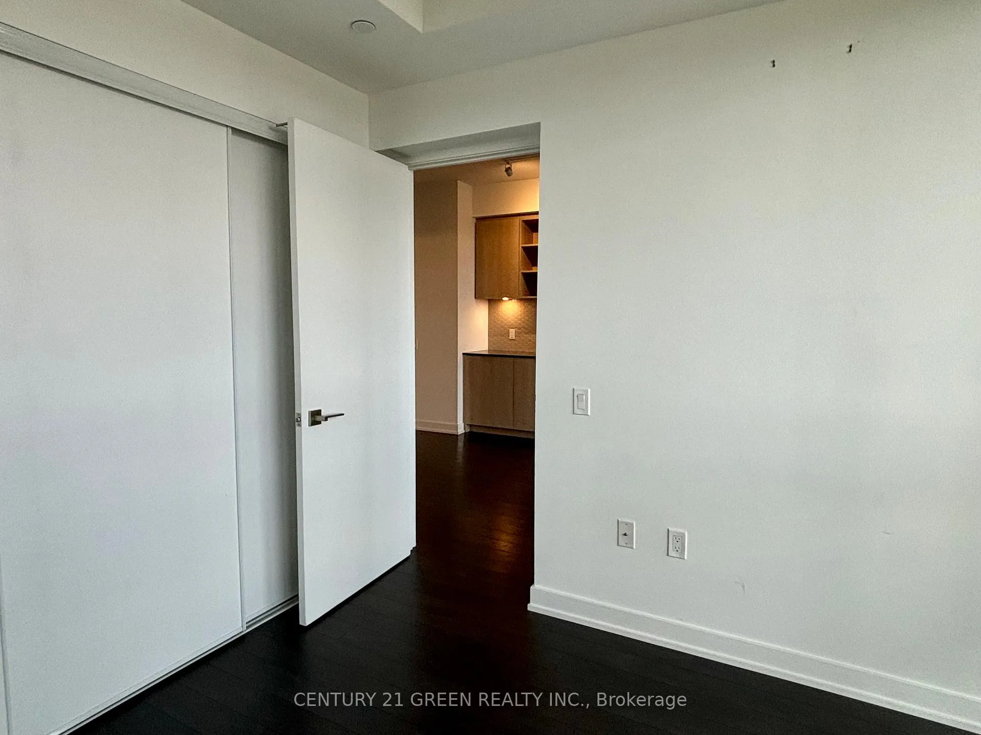 Photo 10 of Unit 2707, 50 Ordnance Street, Toronto, Niagara — HOMEH