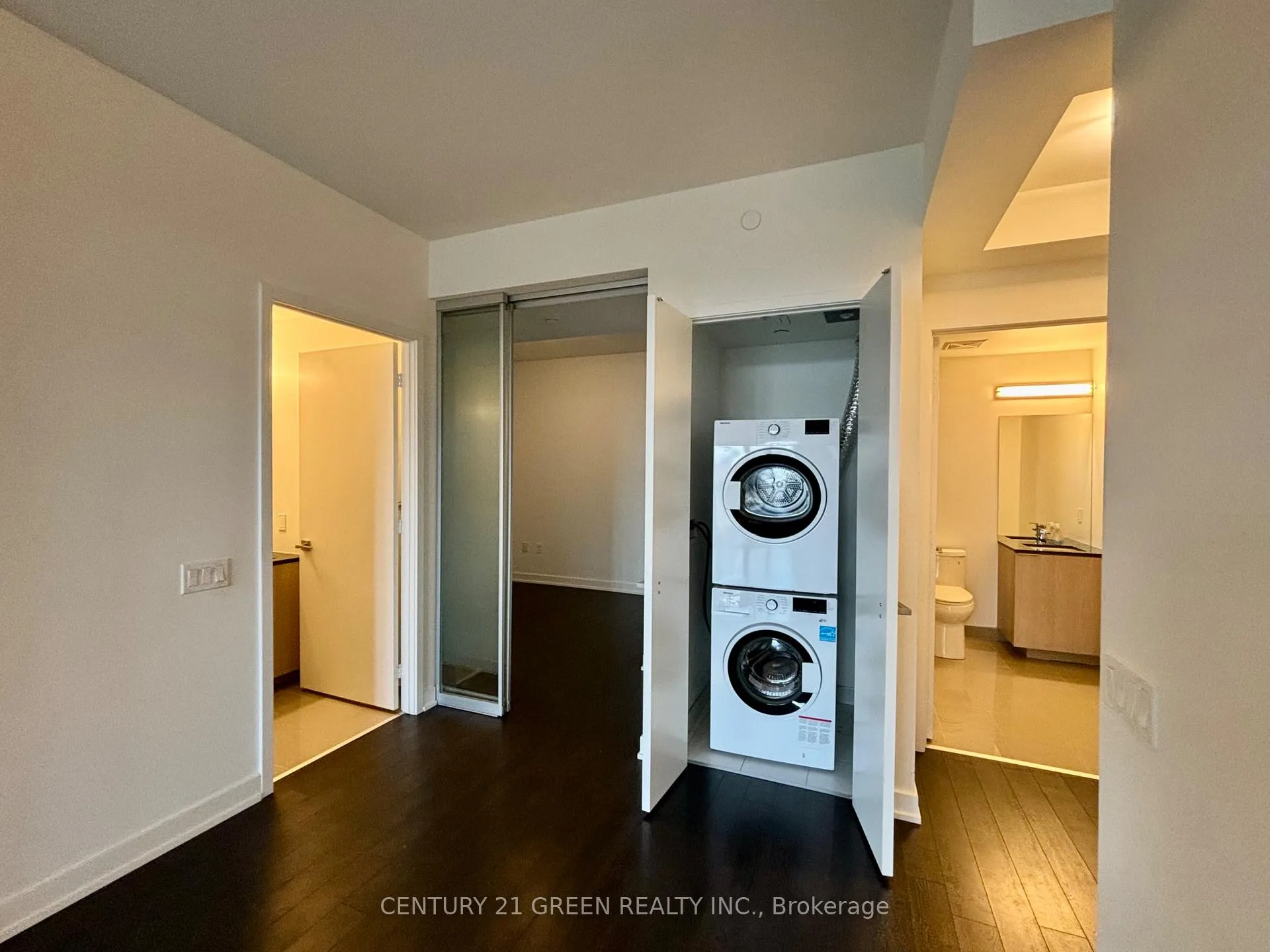 Photo 13 of Unit 2707, 50 Ordnance Street, Toronto, Niagara — HOMEH