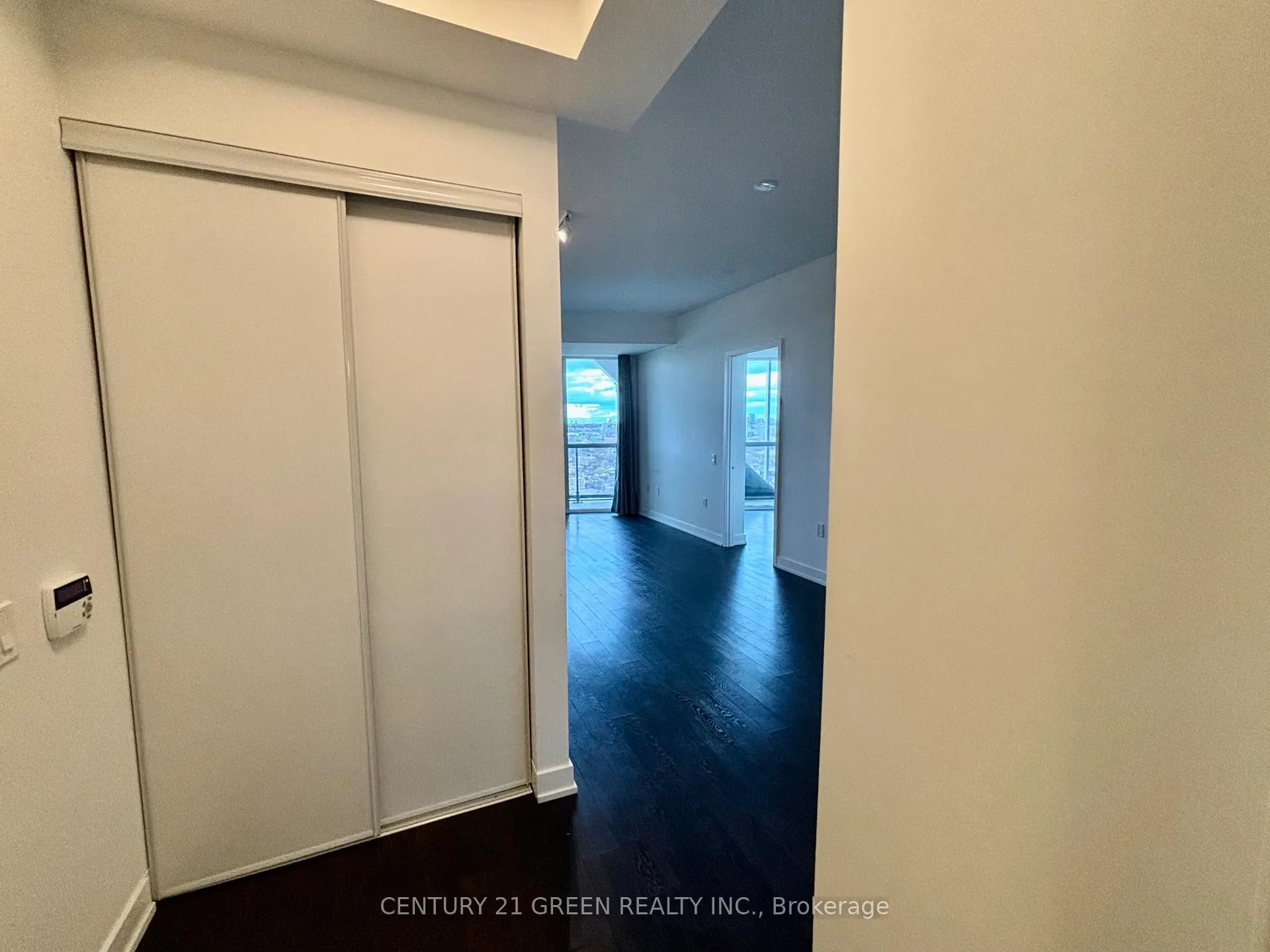 Photo 16 of Unit 2707, 50 Ordnance Street, Toronto, Niagara — HOMEH