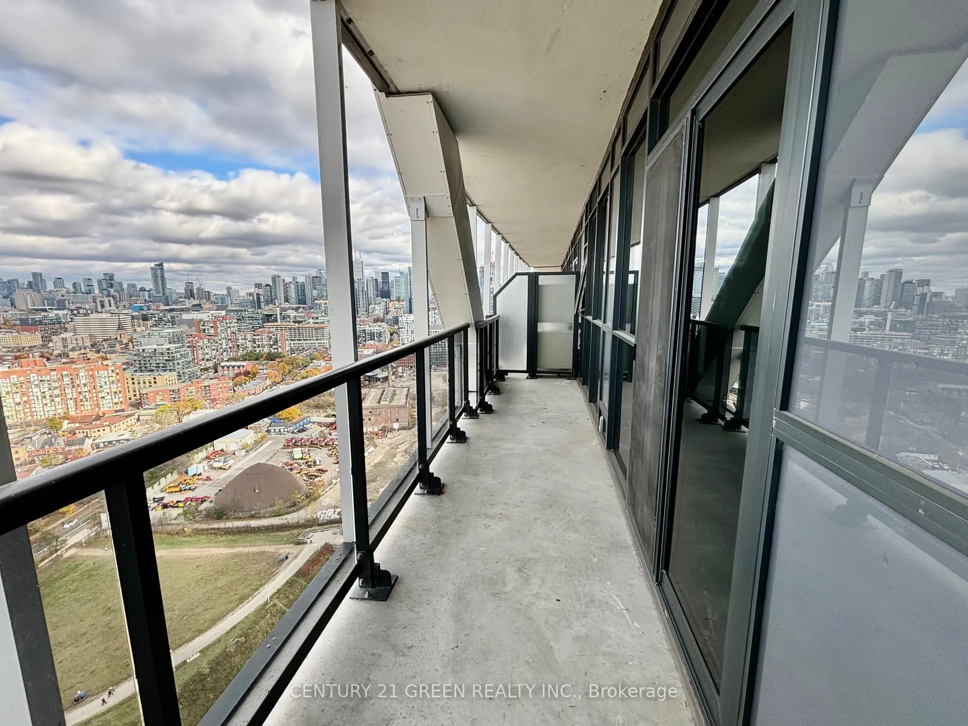Photo 19 of Unit 2707, 50 Ordnance Street, Toronto, Niagara — HOMEH