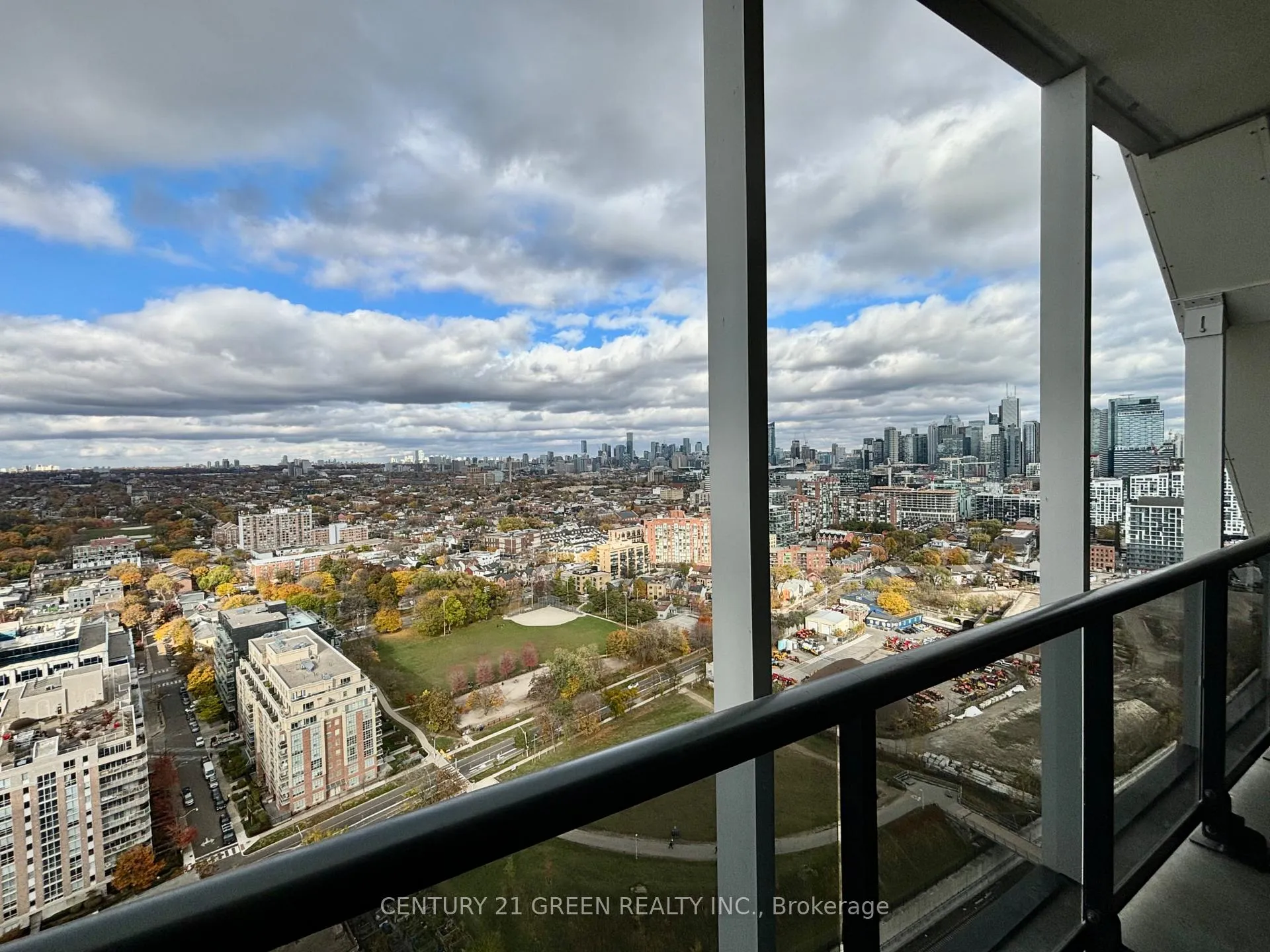 Photo 20 of Unit 2707, 50 Ordnance Street, Toronto, Niagara — HOMEH