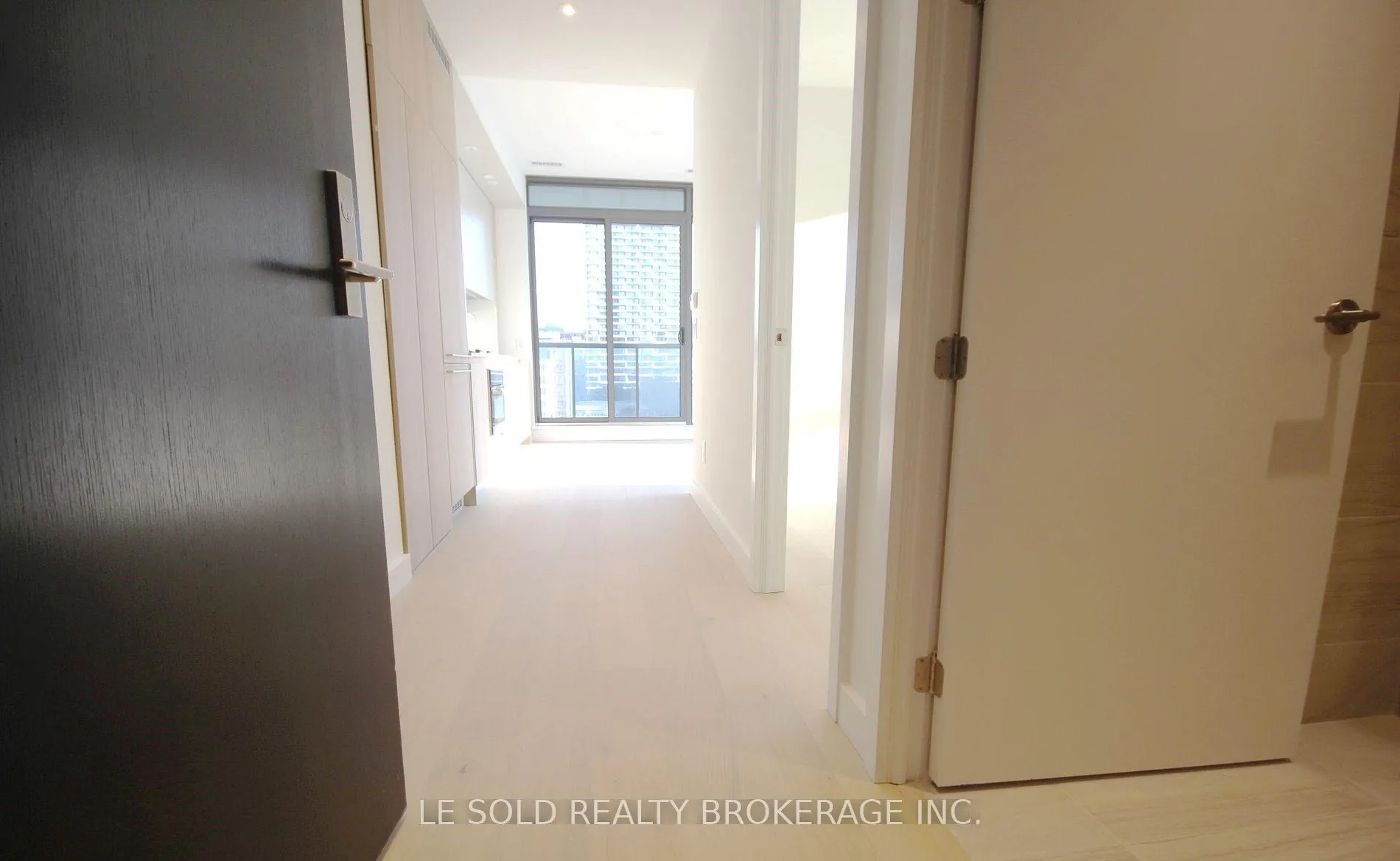 Photo 12 of Unit 703, 81 Wellesley Street E, Toronto, Church-Yonge Corridor — HOMEH