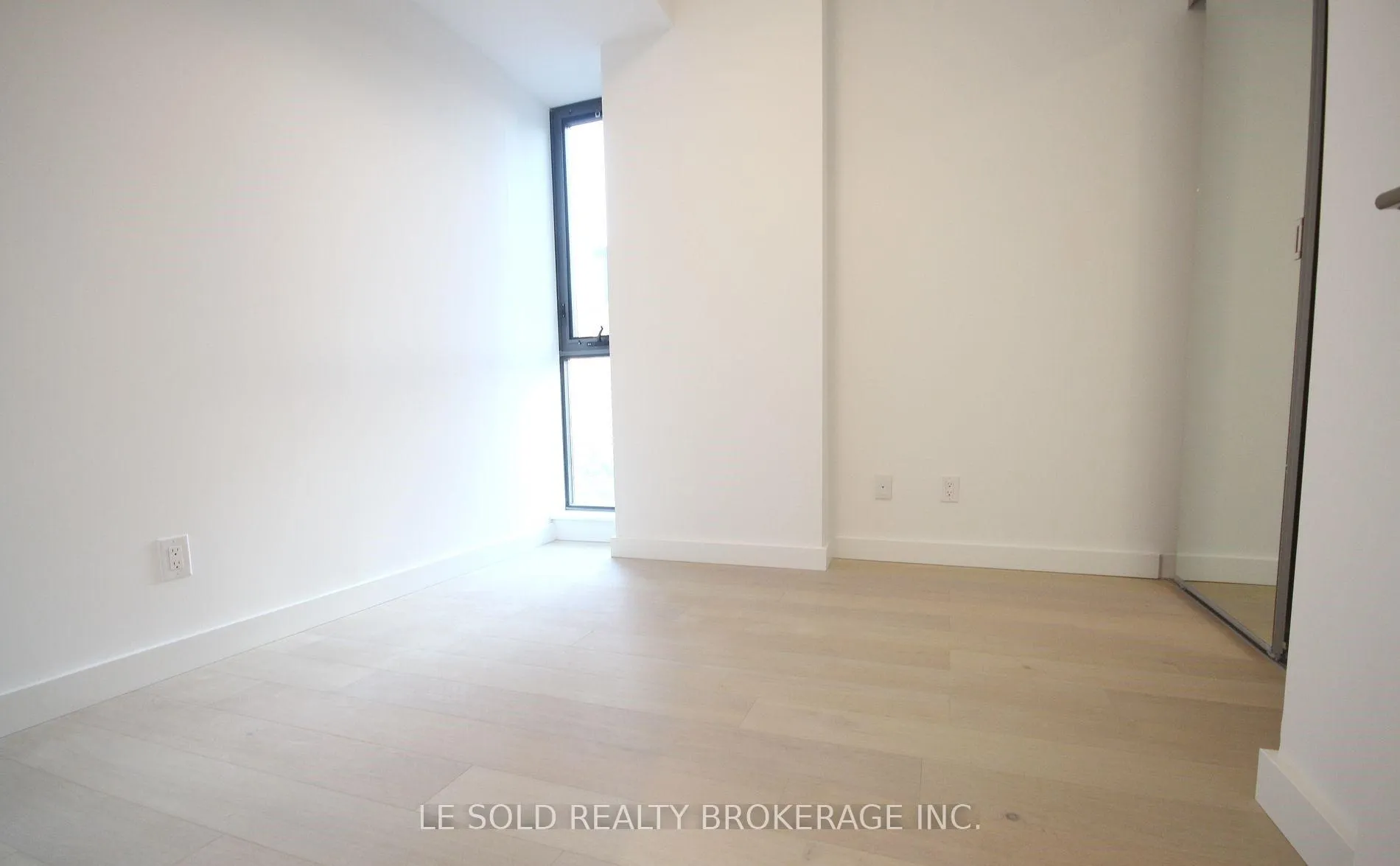 Photo 16 of Unit 703, 81 Wellesley Street E, Toronto, Church-Yonge Corridor — HOMEH