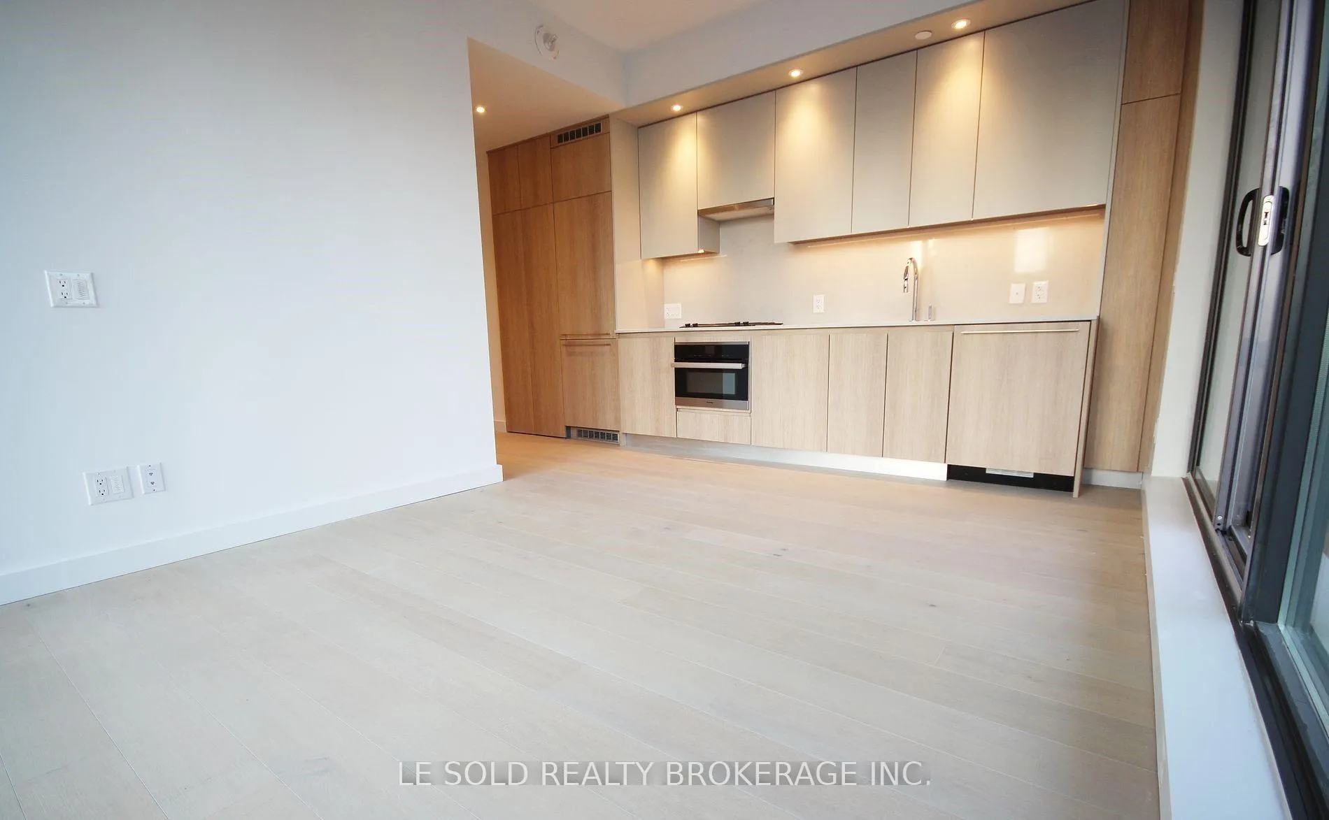 Photo 18 of Unit 703, 81 Wellesley Street E, Toronto, Church-Yonge Corridor — HOMEH
