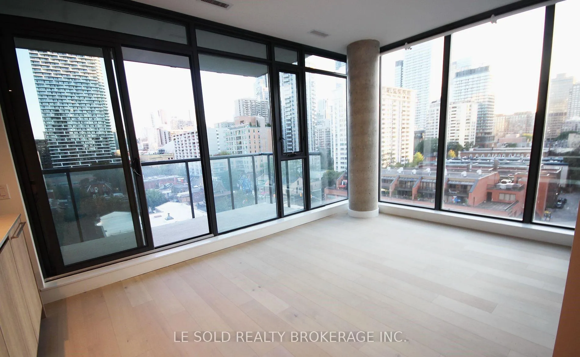 Photo 23 of Unit 703, 81 Wellesley Street E, Toronto, Church-Yonge Corridor — HOMEH
