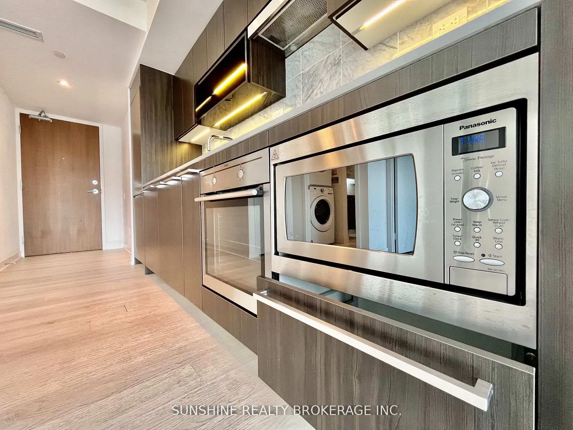 Photo 16 of Unit 1715, 80 Queens Wharf Road, Toronto, Waterfront Communities — HOMEH