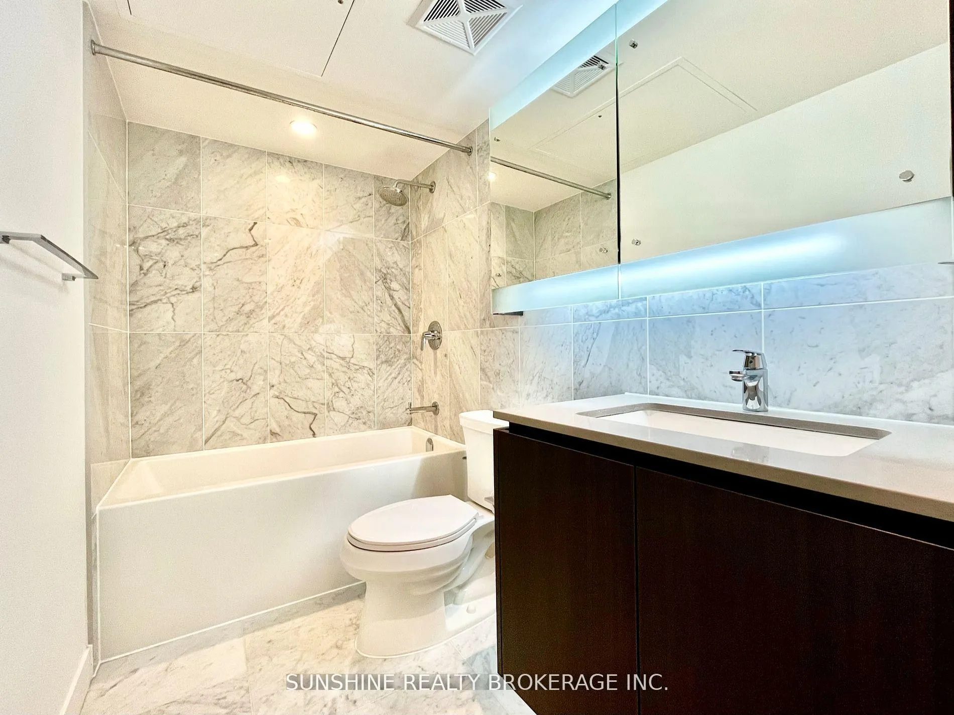 Photo 20 of Unit 1715, 80 Queens Wharf Road, Toronto, Waterfront Communities — HOMEH