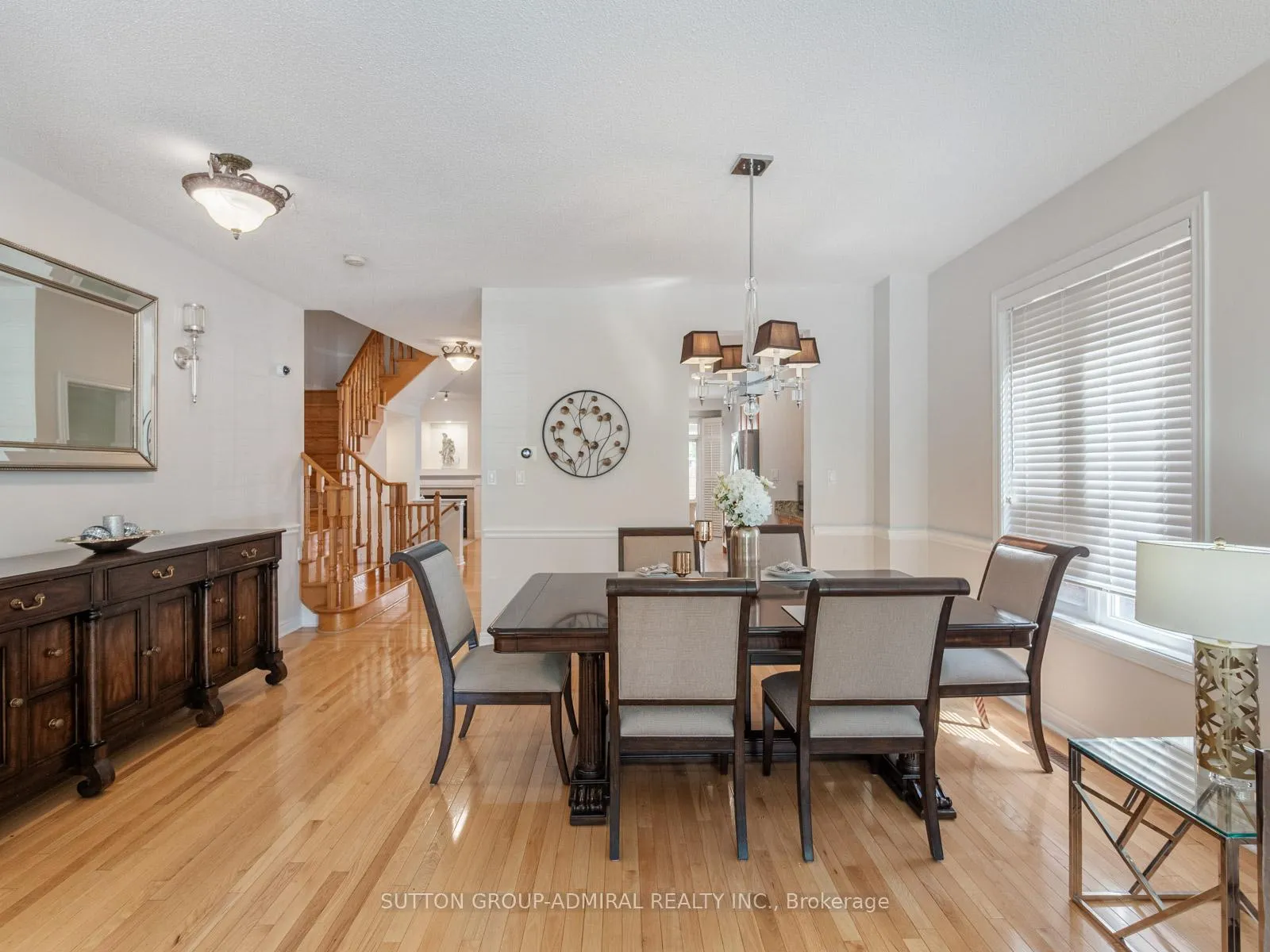 Photo 5 of 4 Haywood Drive, Markham, Victoria Manor-Jennings Gate — HOMEH