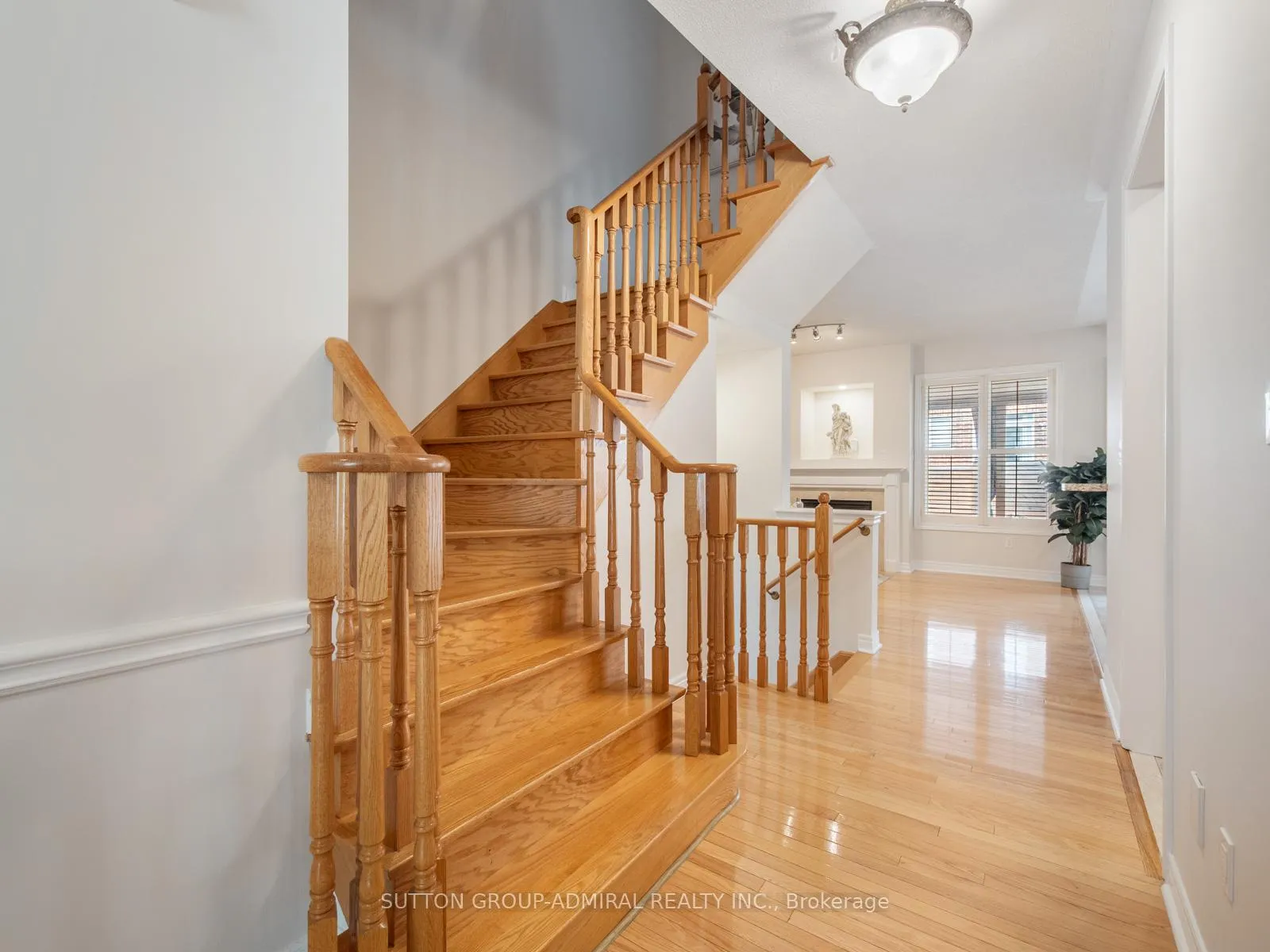 Photo 15 of 4 Haywood Drive, Markham, Victoria Manor-Jennings Gate — HOMEH