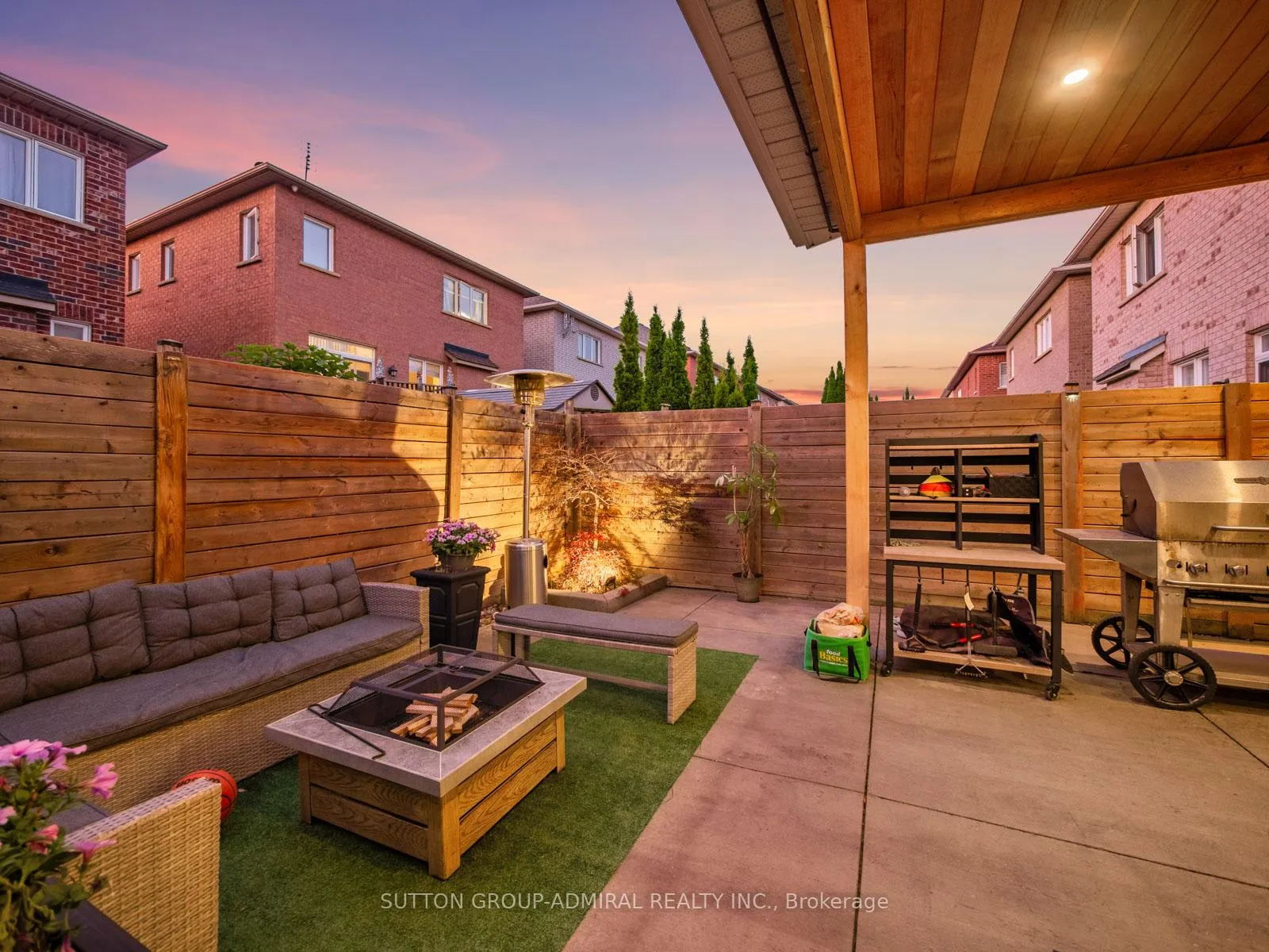 Photo 45 of 4 Haywood Drive, Markham, Victoria Manor-Jennings Gate — HOMEH