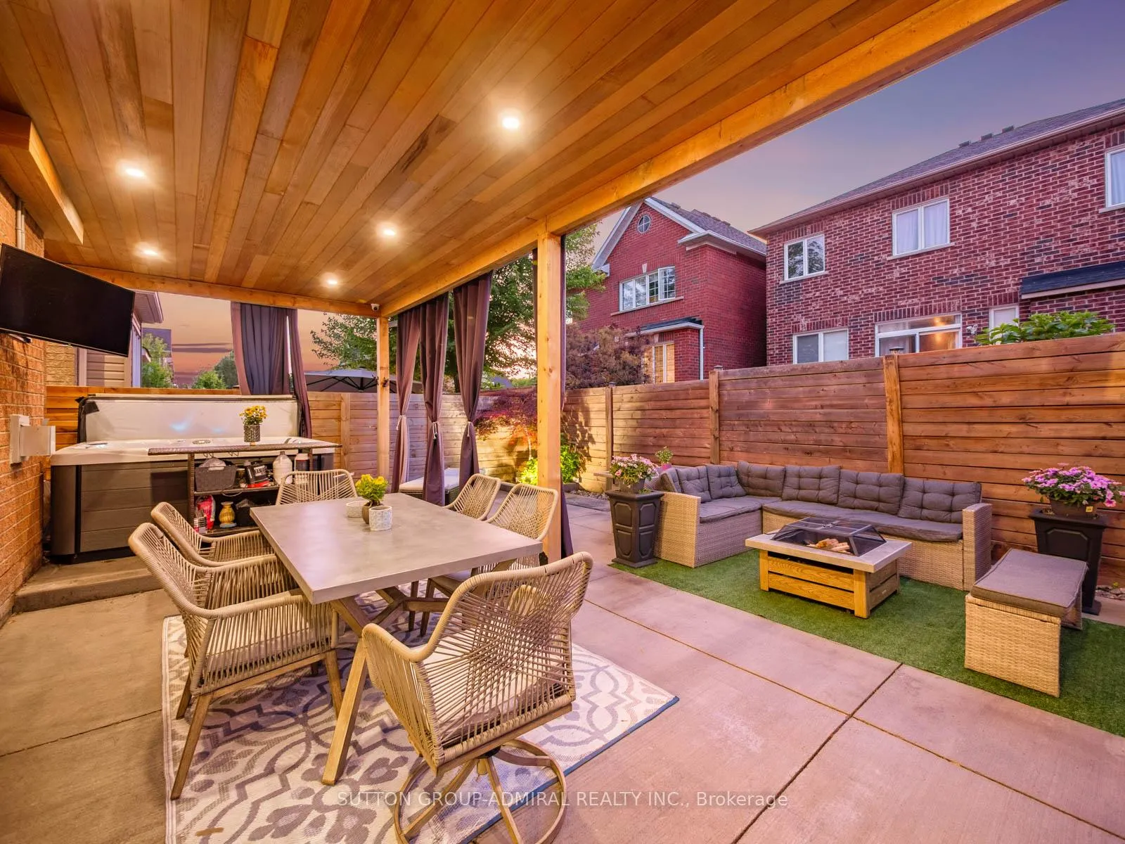 Photo 46 of 4 Haywood Drive, Markham, Victoria Manor-Jennings Gate — HOMEH