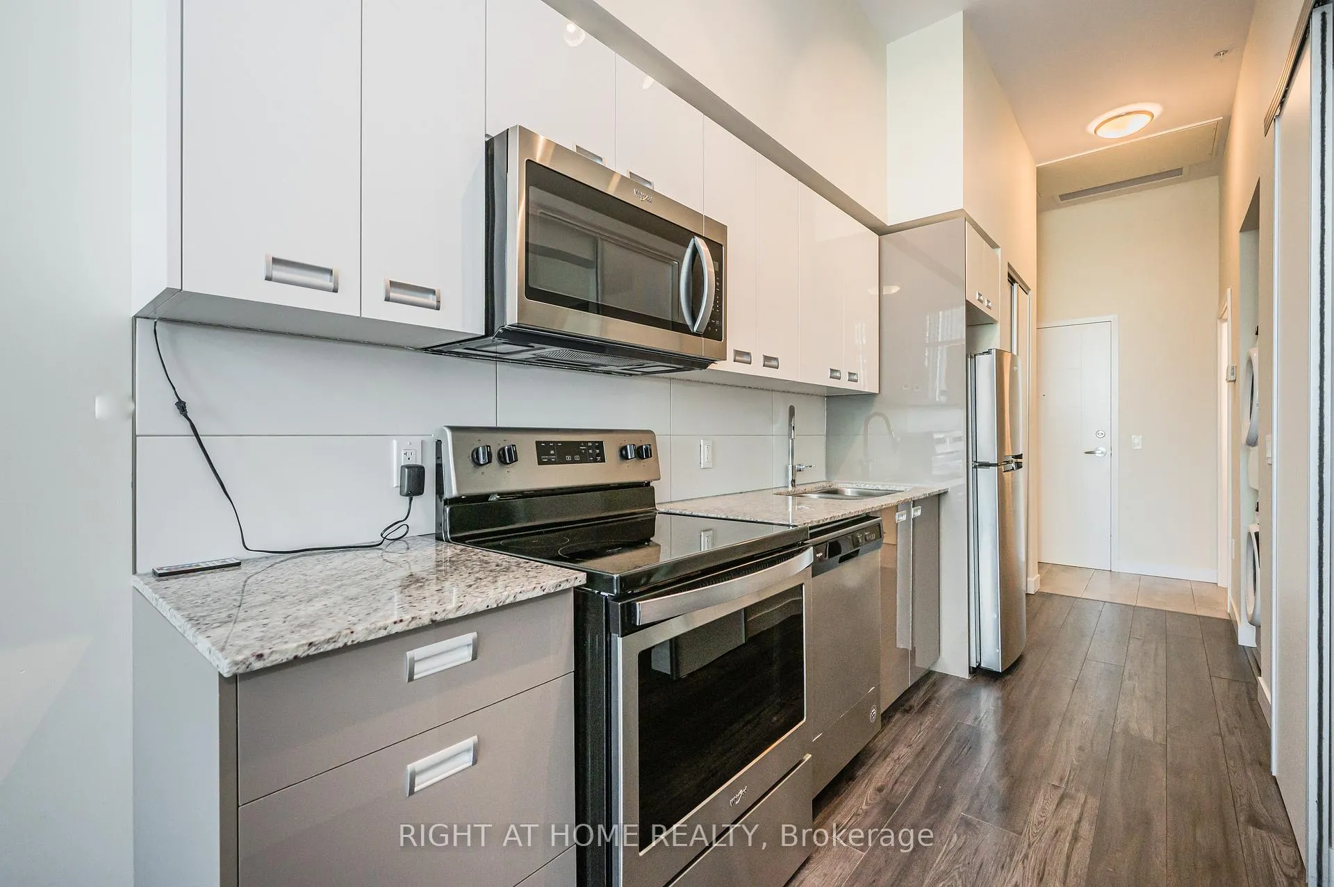 Photo 12 of Unit 3, 257 Hemlock Street, Waterloo, Beechwood/University — HOMEH