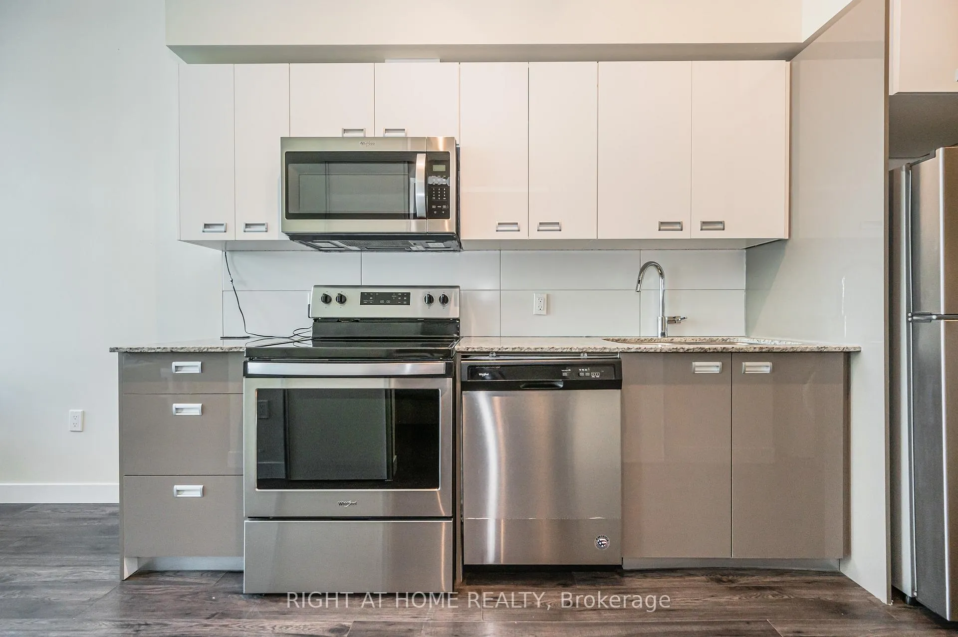 Photo 13 of Unit 3, 257 Hemlock Street, Waterloo, Beechwood/University — HOMEH