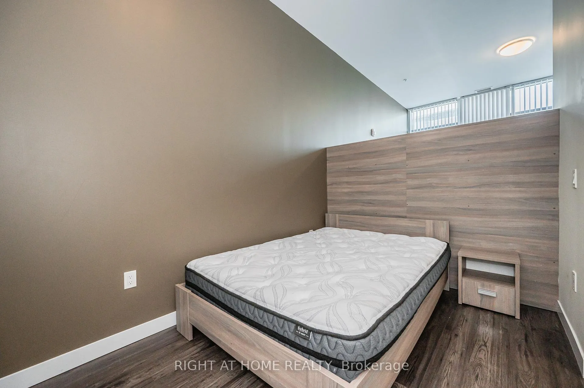 Photo 16 of Unit 3, 257 Hemlock Street, Waterloo, Beechwood/University — HOMEH