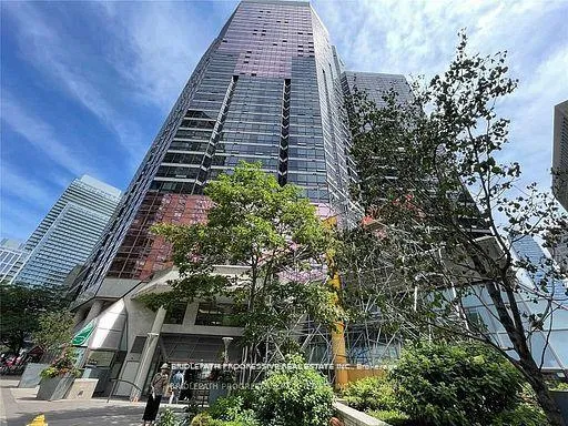 Photo 17 of Unit 706, 1001 Bay Street, Toronto, Bay Street Corridor — HOMEH