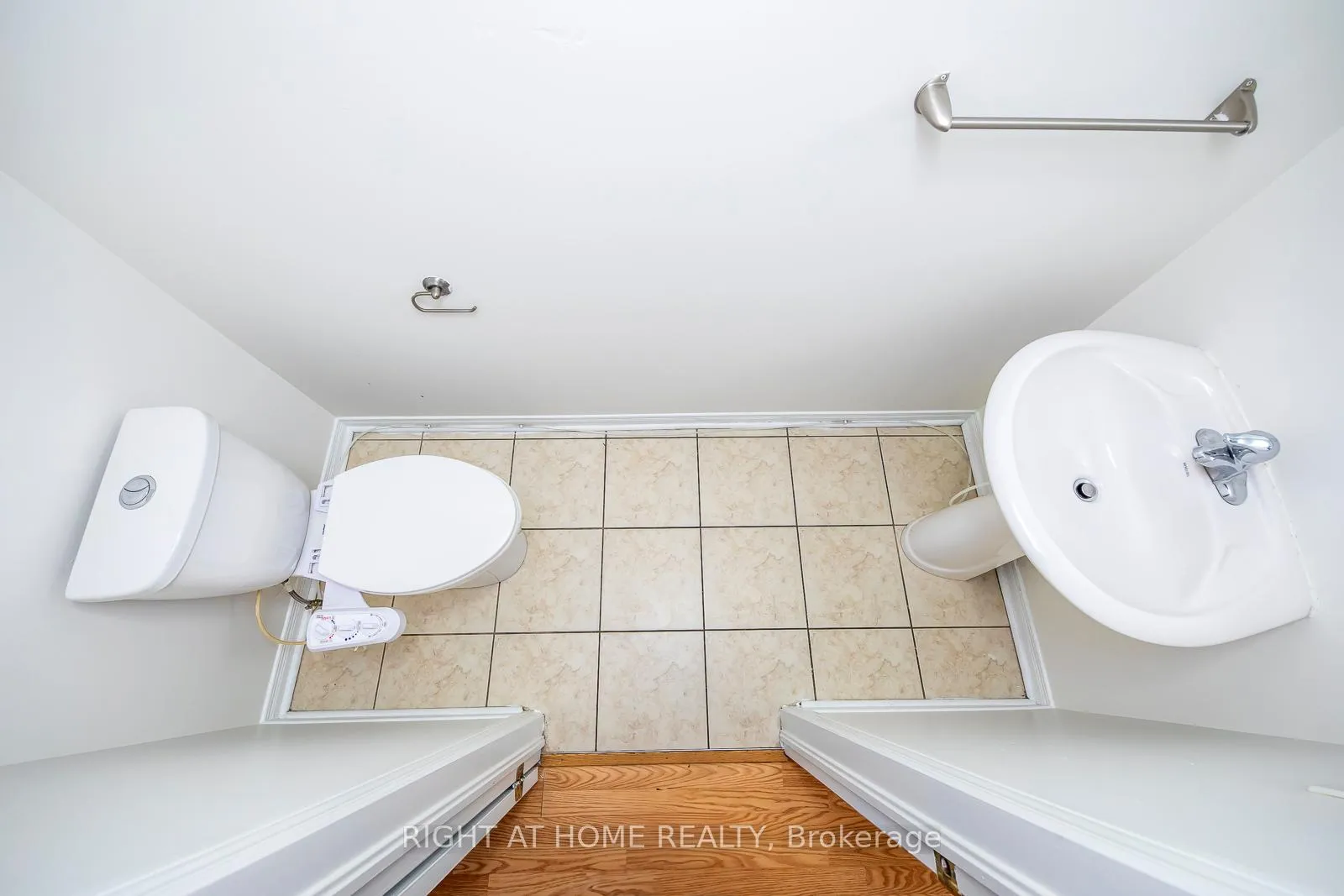 Photo 13 of 15 Eagle Trace Drive, Brampton, Sandringham-Wellington — HOMEH