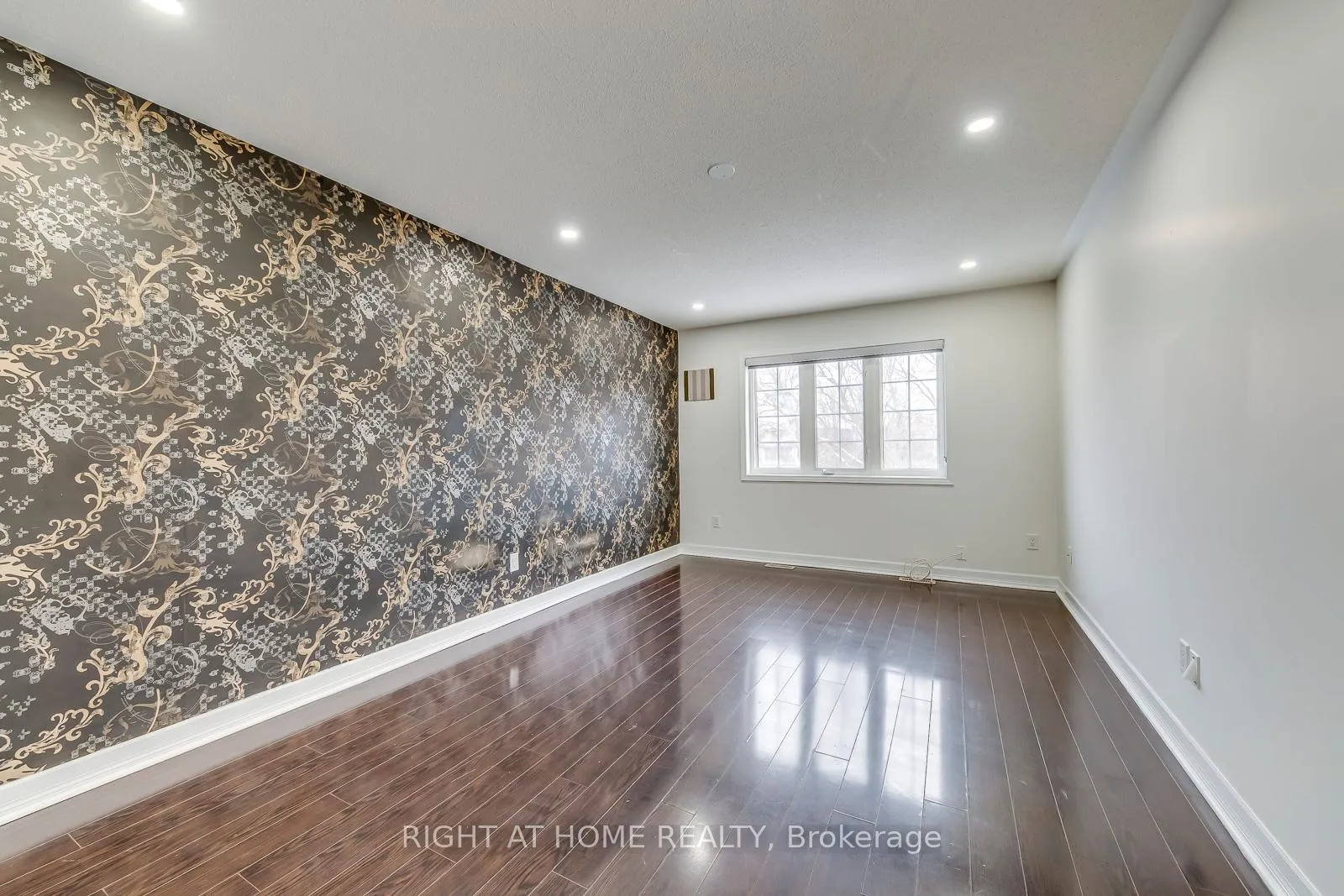 Photo 16 of 15 Eagle Trace Drive, Brampton, Sandringham-Wellington — HOMEH