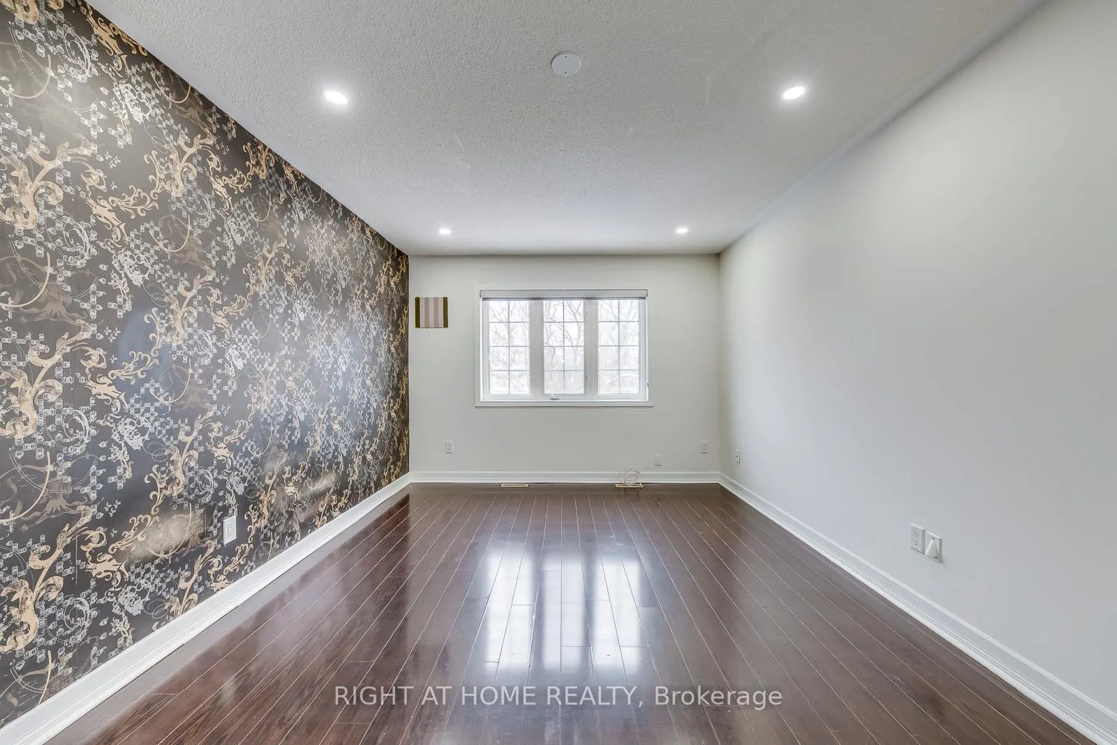 Photo 17 of 15 Eagle Trace Drive, Brampton, Sandringham-Wellington — HOMEH