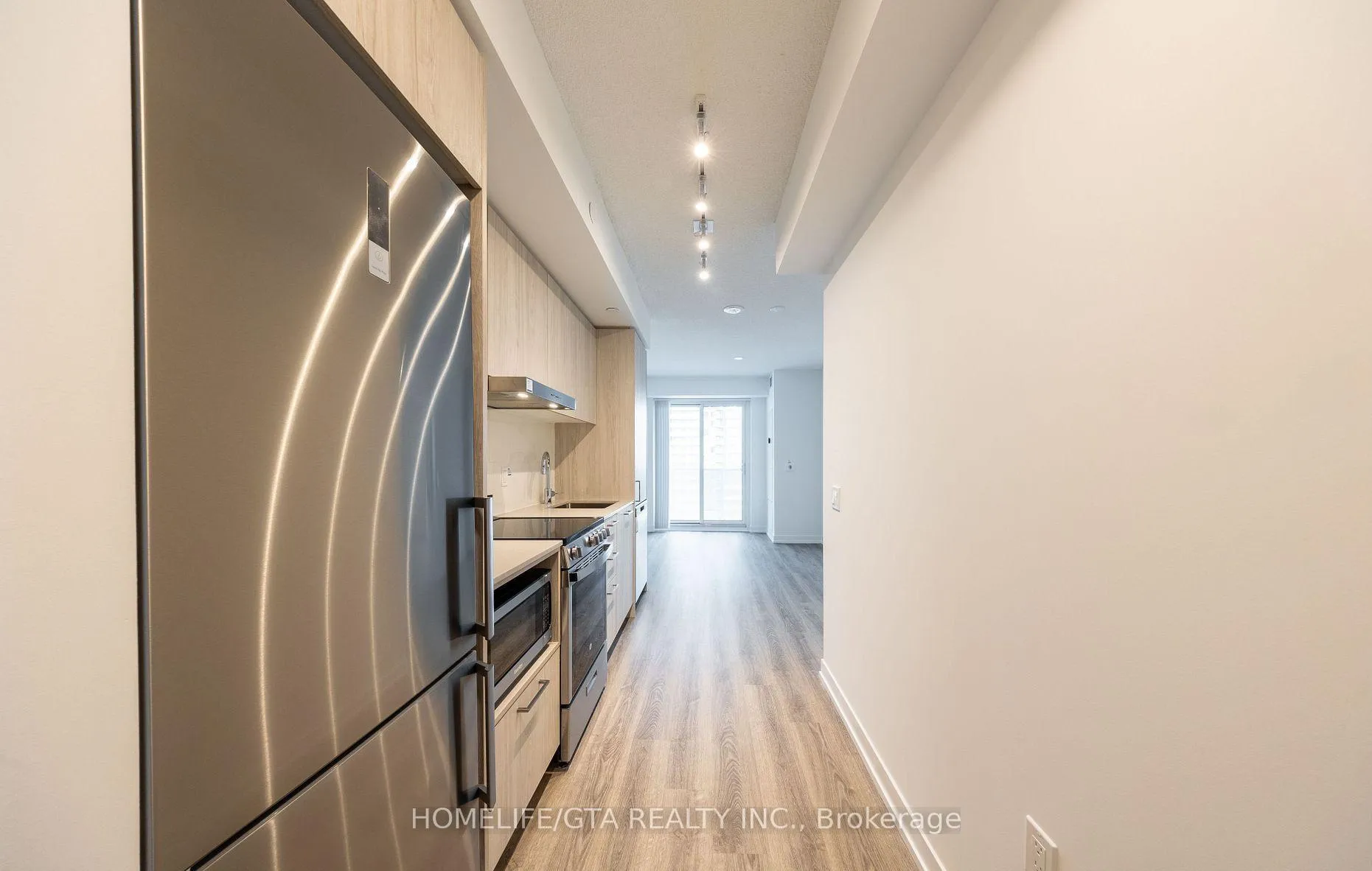 Photo 5 of Unit 1002, 195 Commerce Street, Vaughan, Vaughan Corporate Centre — HOMEH