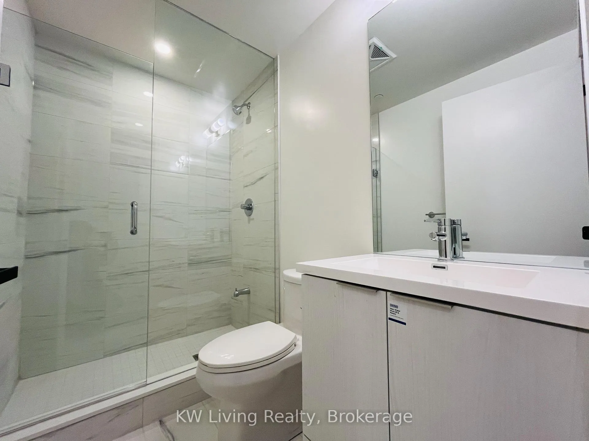 Photo 3 of Unit 5907, 8 Interchange Way, Vaughan, Vaughan Corporate Centre — HOMEH