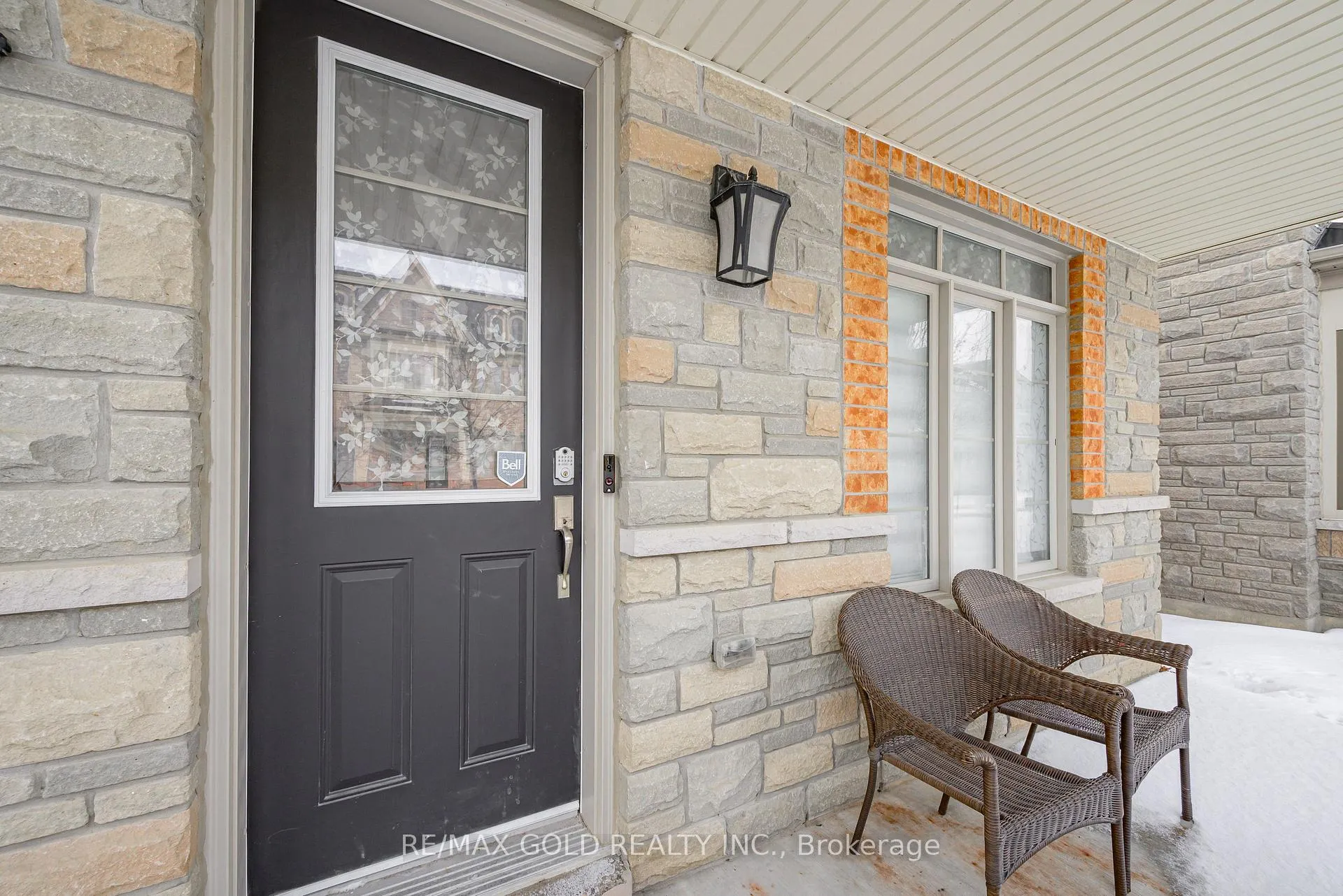 Photo 4 of 9 Clutterbuck Lane, Ajax, Northwest Ajax — HOMEH