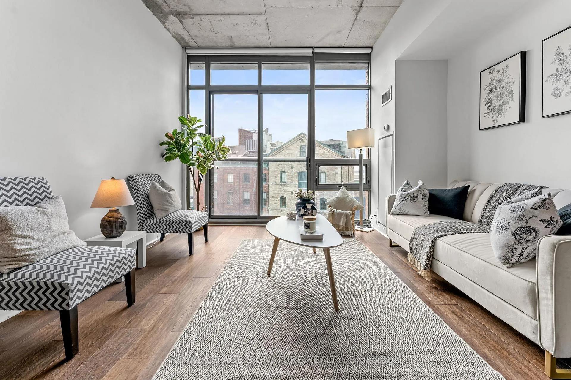 Photo 4 of Unit 517, 33 Mill Street, Toronto, Waterfront Communities — HOMEH