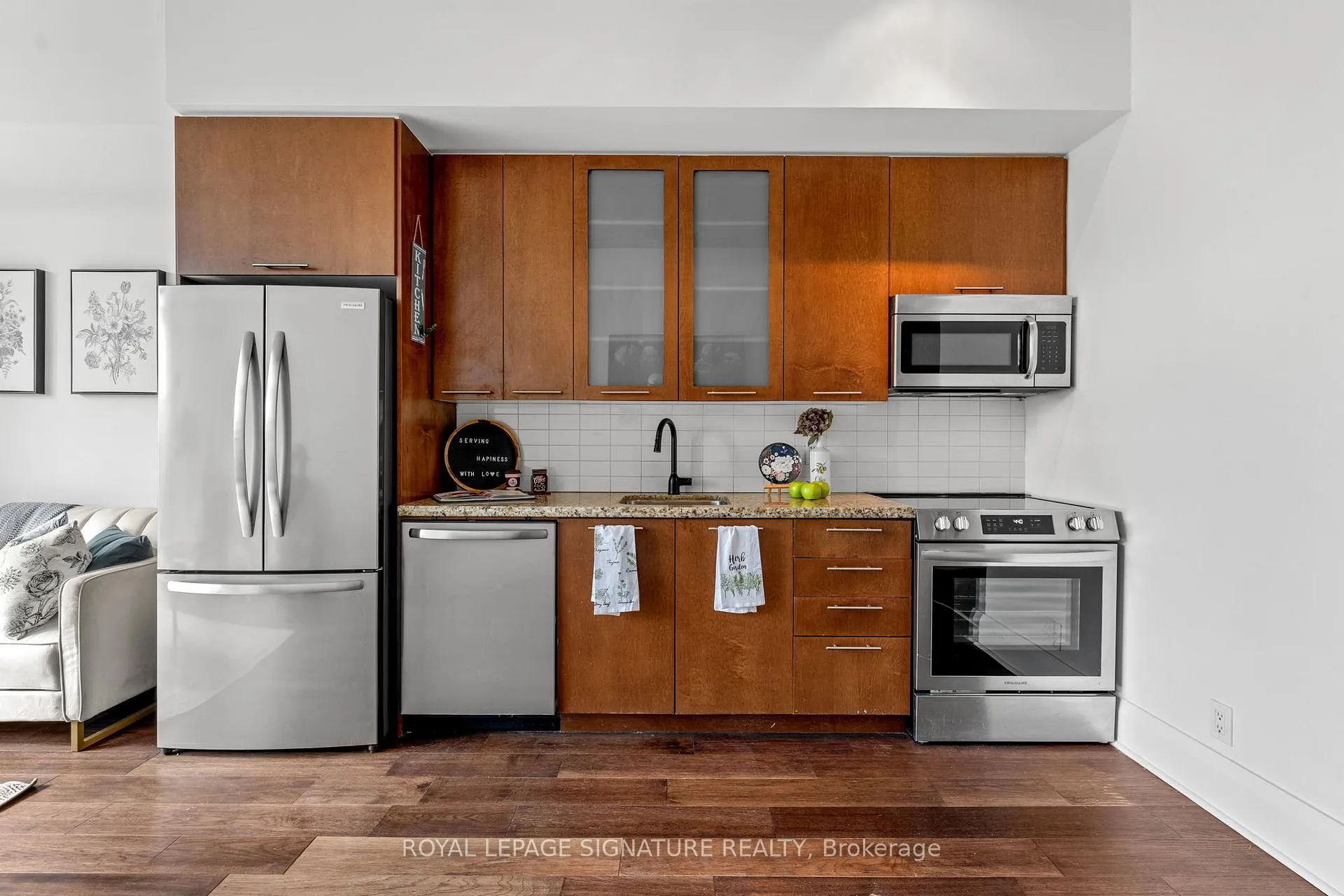 Photo 5 of Unit 517, 33 Mill Street, Toronto, Waterfront Communities — HOMEH