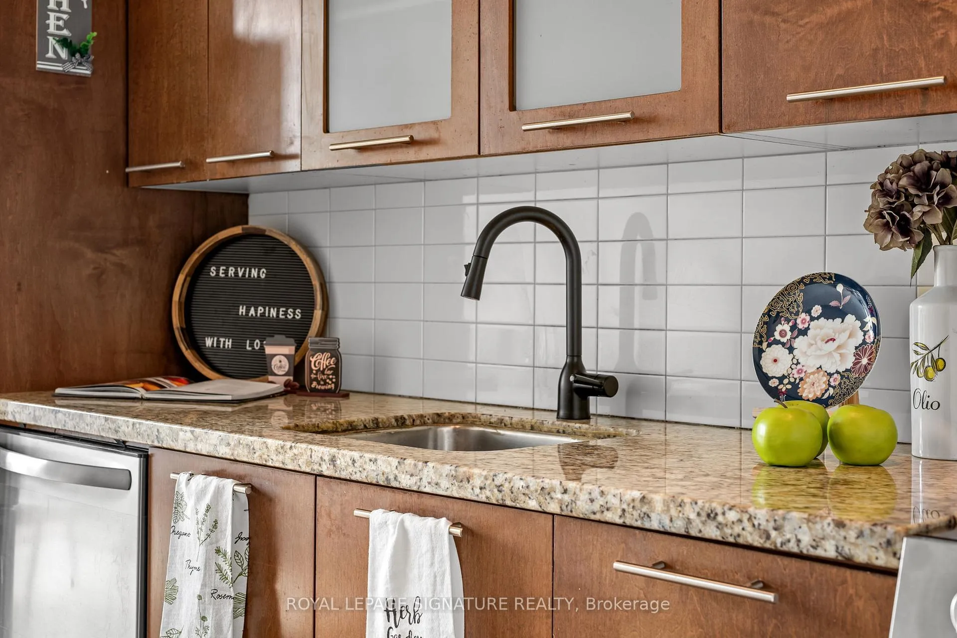 Photo 30 of Unit 517, 33 Mill Street, Toronto, Waterfront Communities — HOMEH