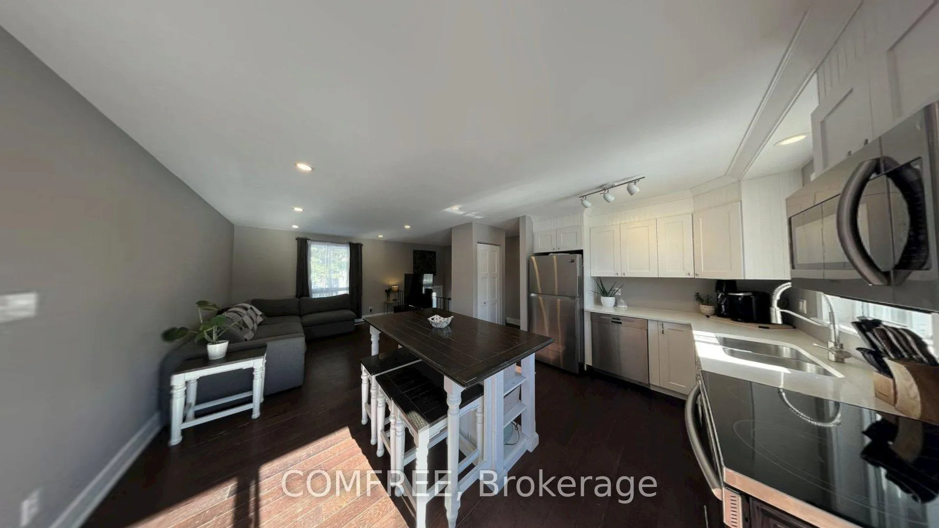 Photo 2 of 541 Mclachlin Road, McNab/Braeside, Mcnab/Braeside Twps — HOMEH