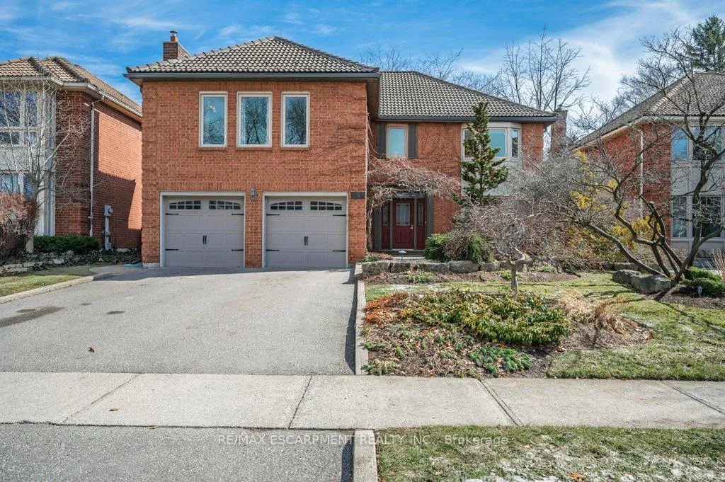 Front of 333 Claremont Crescent