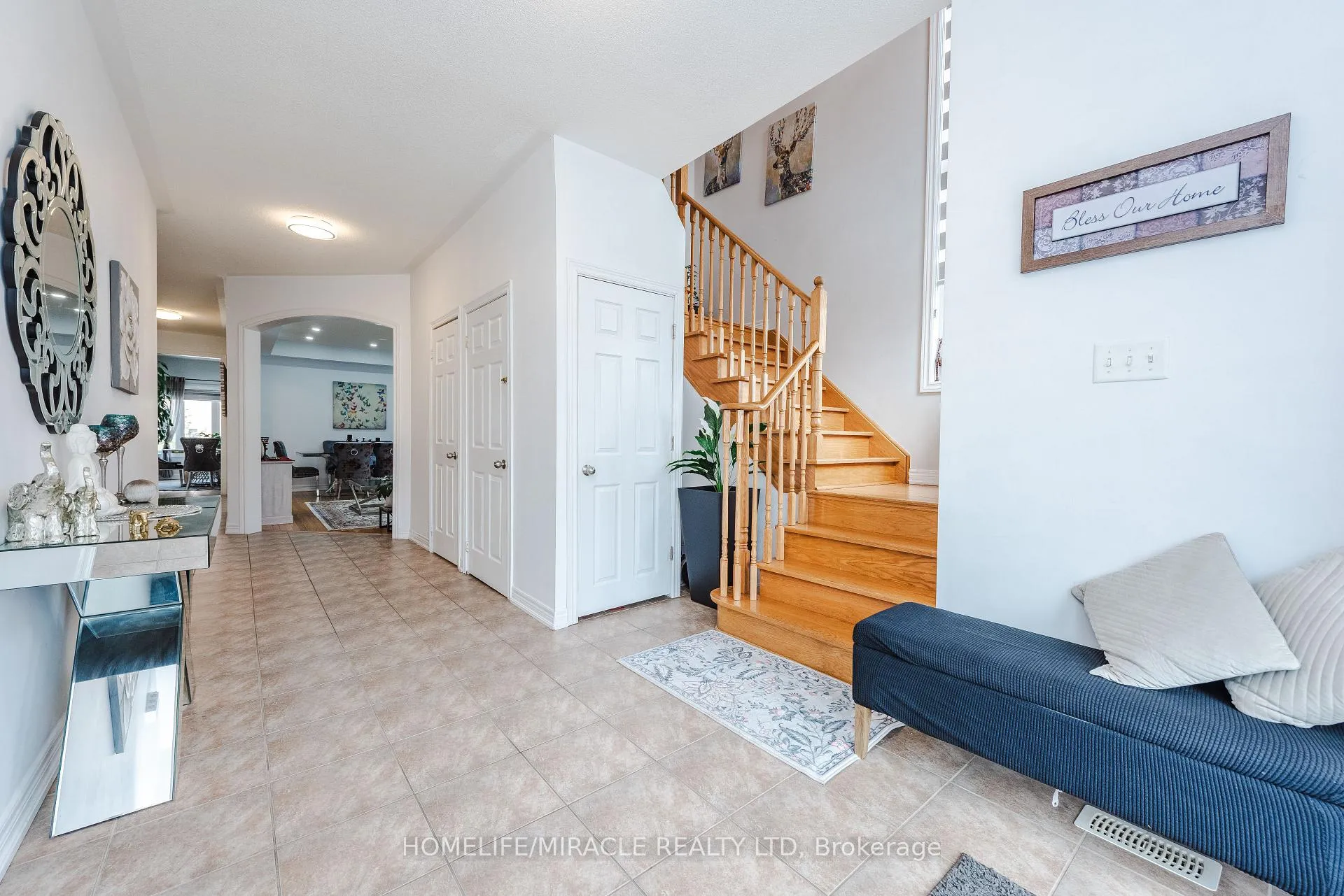 Photo 22 of 28 Iverson Drive, Brampton, Credit Valley — HOMEH