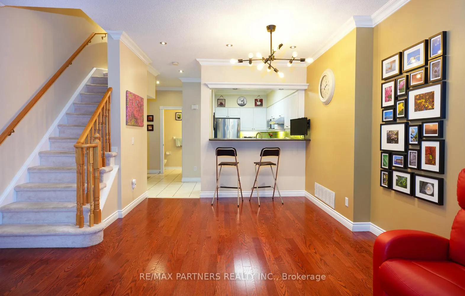 Photo 9 of Unit 11, 23 St Moritz Way, Markham, Unionville — HOMEH