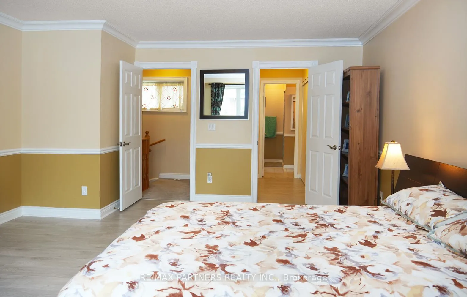 Photo 13 of Unit 11, 23 St Moritz Way, Markham, Unionville — HOMEH