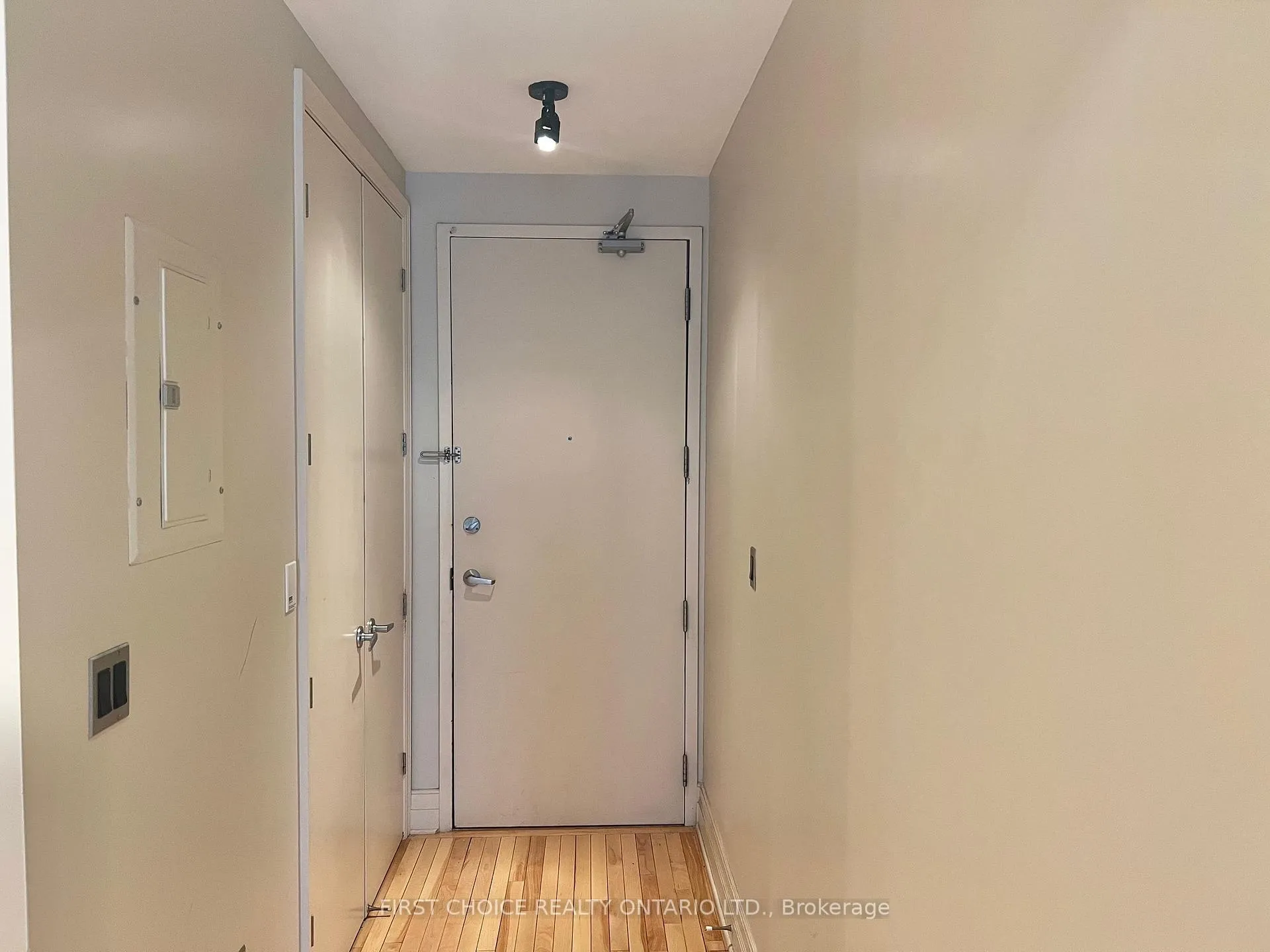Photo 4 of Unit 805, 375 Lisgar Street, Ottawa, Ottawa Centre — HOMEH