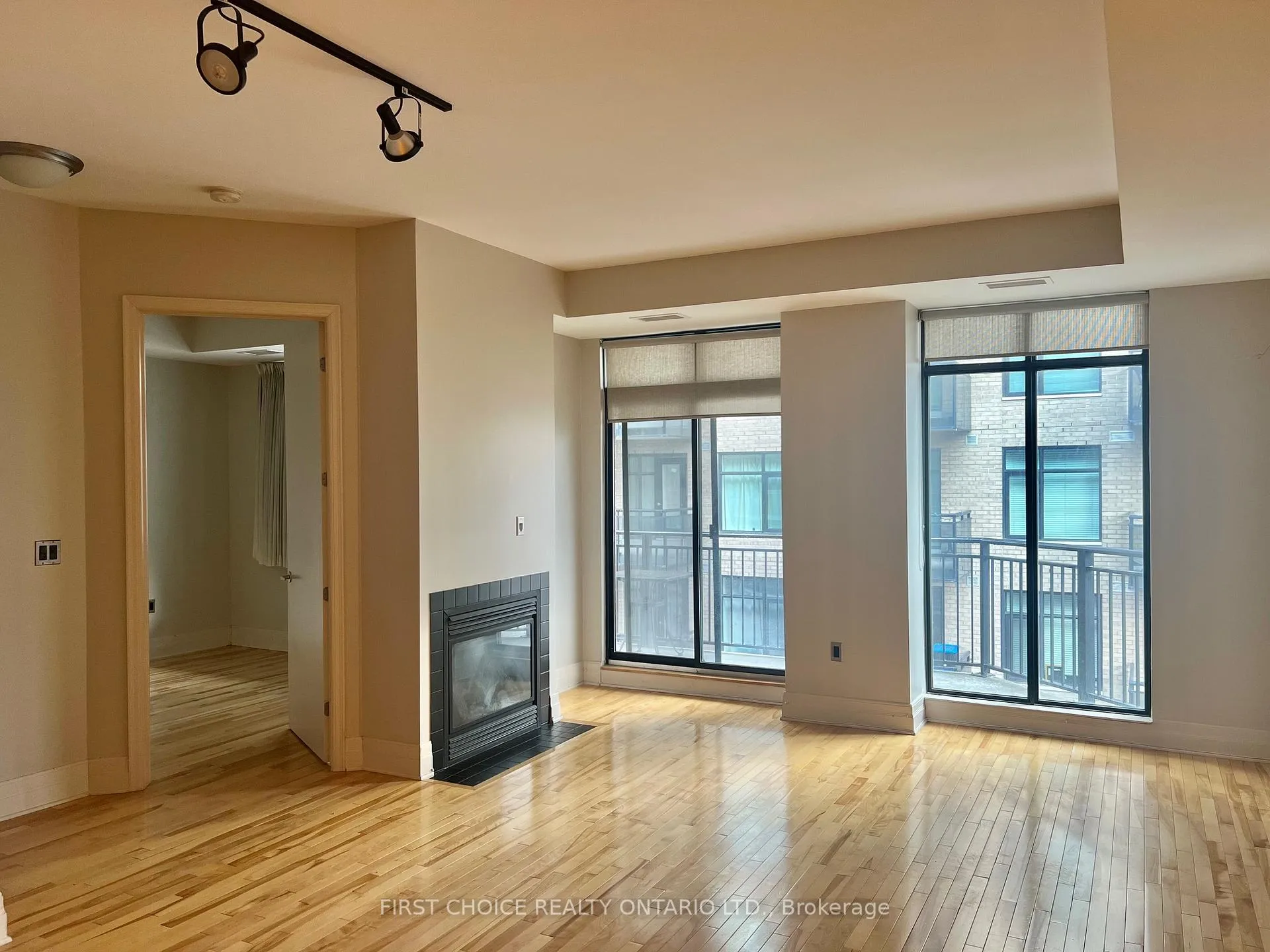 Photo 5 of Unit 805, 375 Lisgar Street, Ottawa, Ottawa Centre — HOMEH