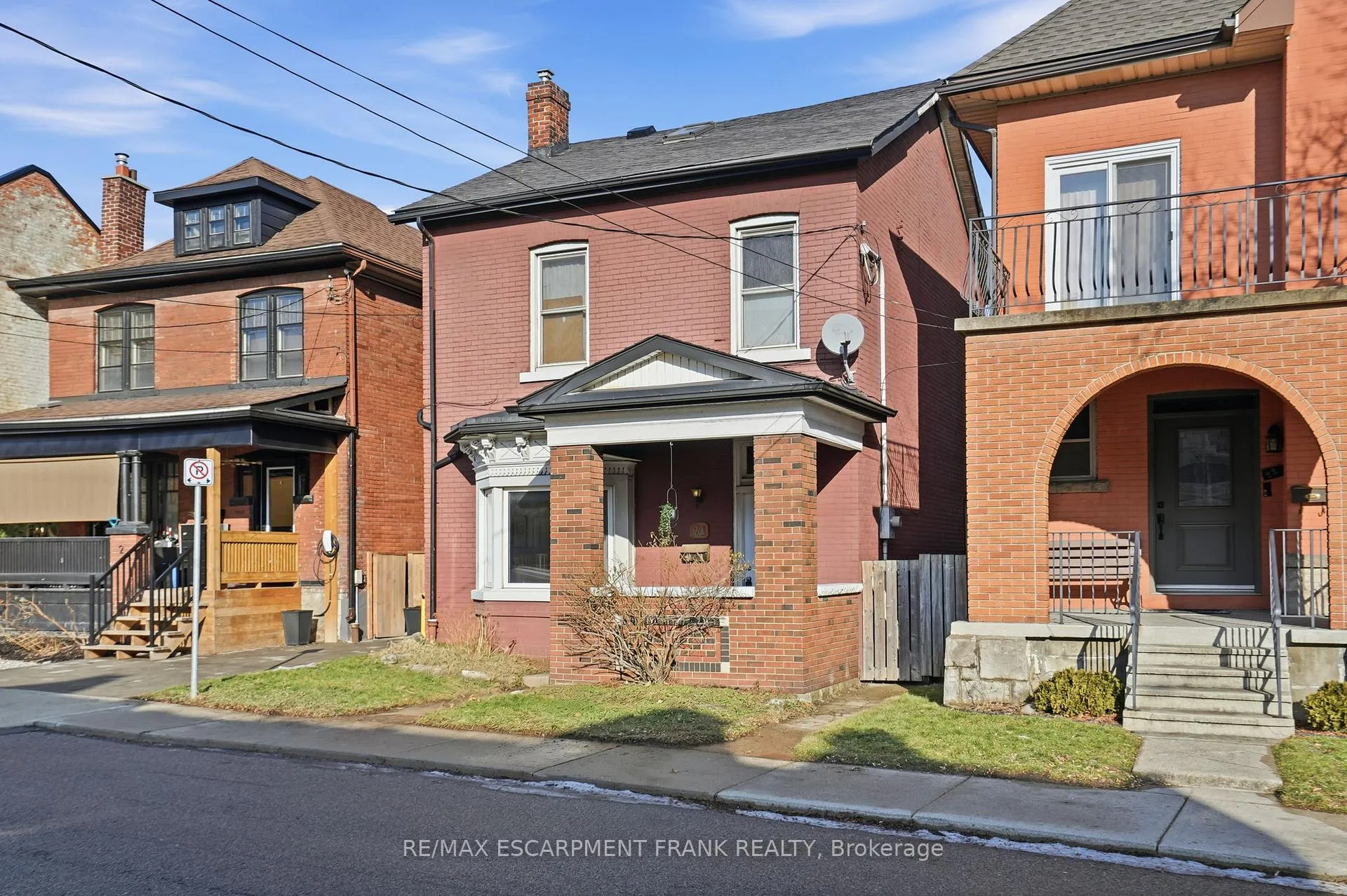 Photo 2 of 24 Florence Street, Hamilton, Strathcona — HOMEH