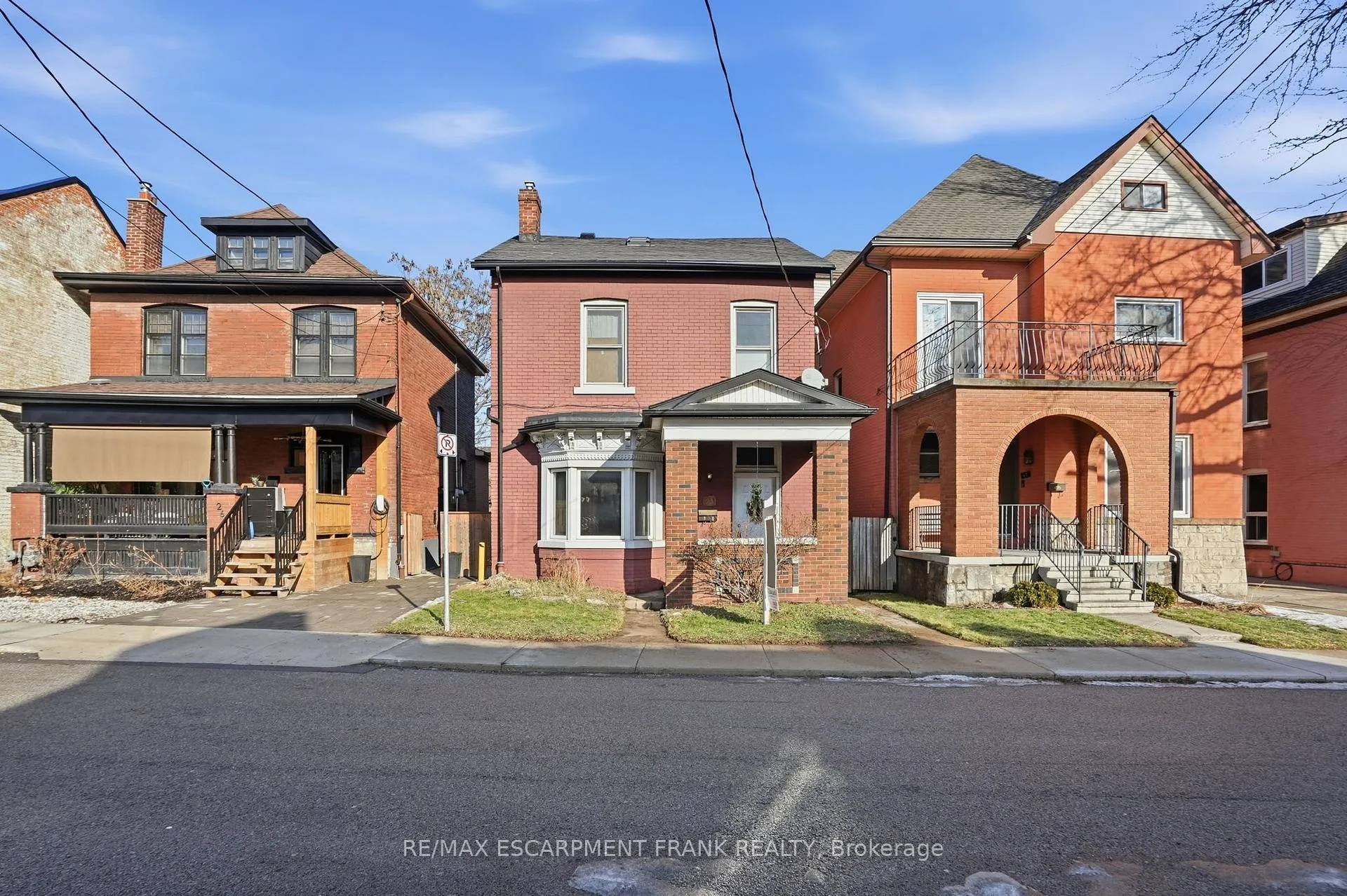 Photo 4 of 24 Florence Street, Hamilton, Strathcona — HOMEH