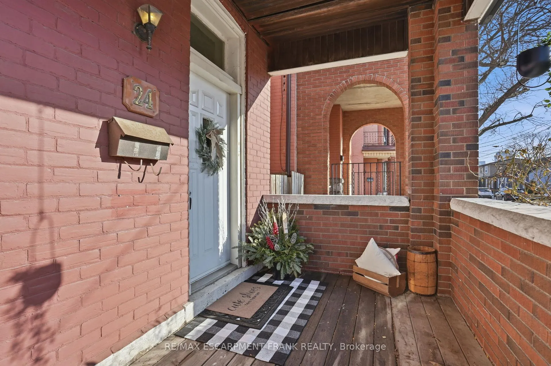 Photo 9 of 24 Florence Street, Hamilton, Strathcona — HOMEH