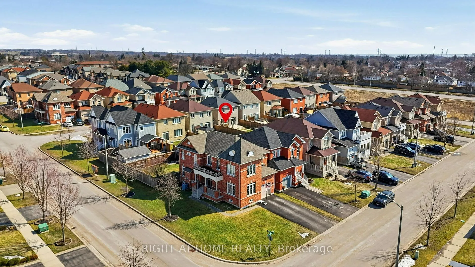 Photo 34 of 156 Mcdonald Crescent, Clarington, Newcastle — HOMEH