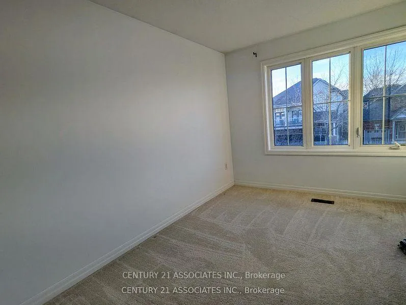 Photo 21 of 177 Montreal Circle, Hamilton, Stoney Creek — HOMEH