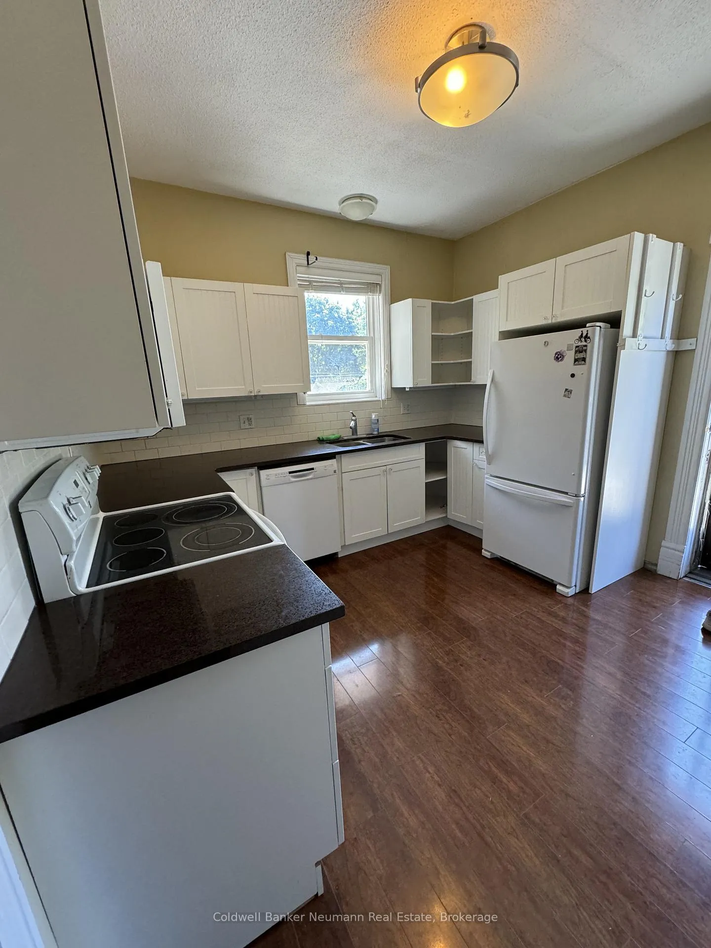 Photo 3 of Unit Upper, 376 Woolwich Street, Guelph, Exhibition Park — HOMEH