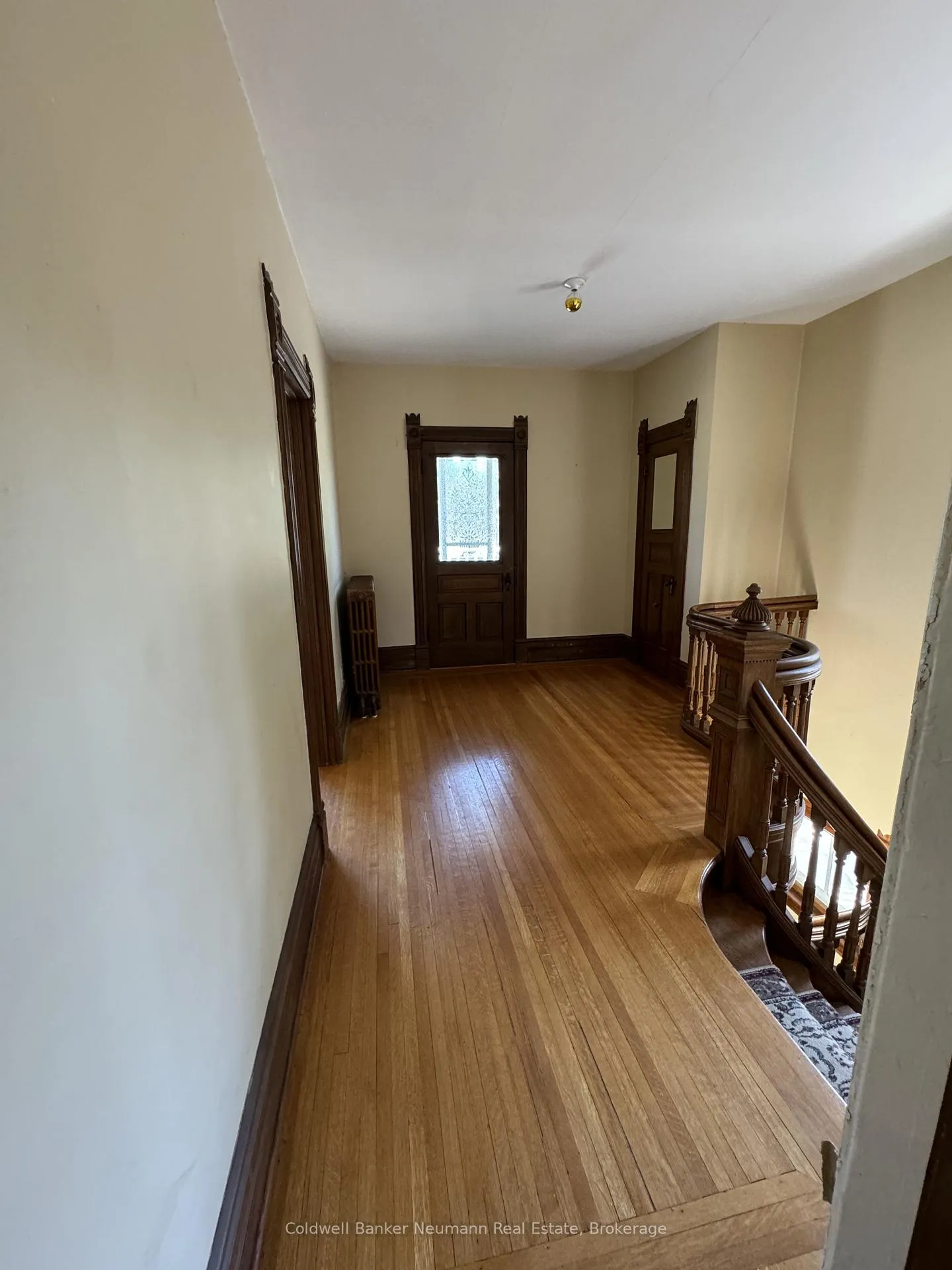 Photo 17 of Unit Upper, 376 Woolwich Street, Guelph, Exhibition Park — HOMEH