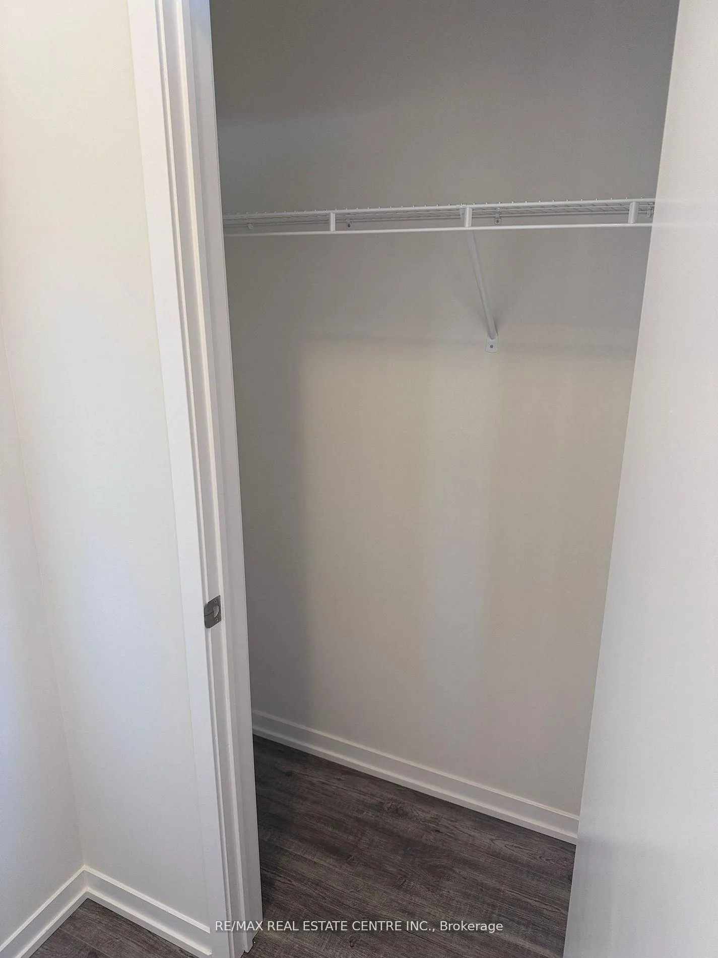 Photo 3 of 2096 Cayenne Street, Oshawa, Kedron — HOMEH